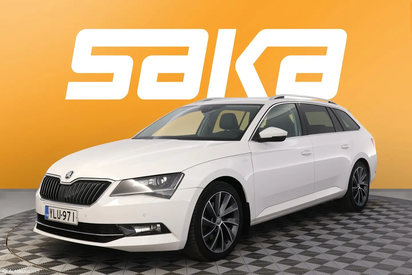 Car Image - 3t1loH9DVwnJhiaGlrKO5c