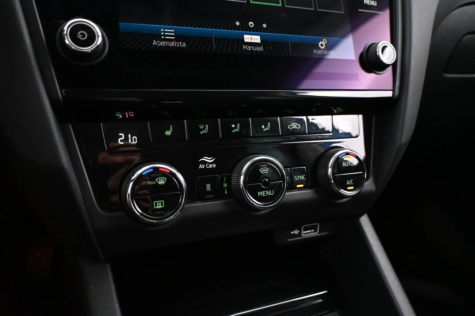 Car Image - 5tAyaN2wSI4K6ZnPQ7tA9U