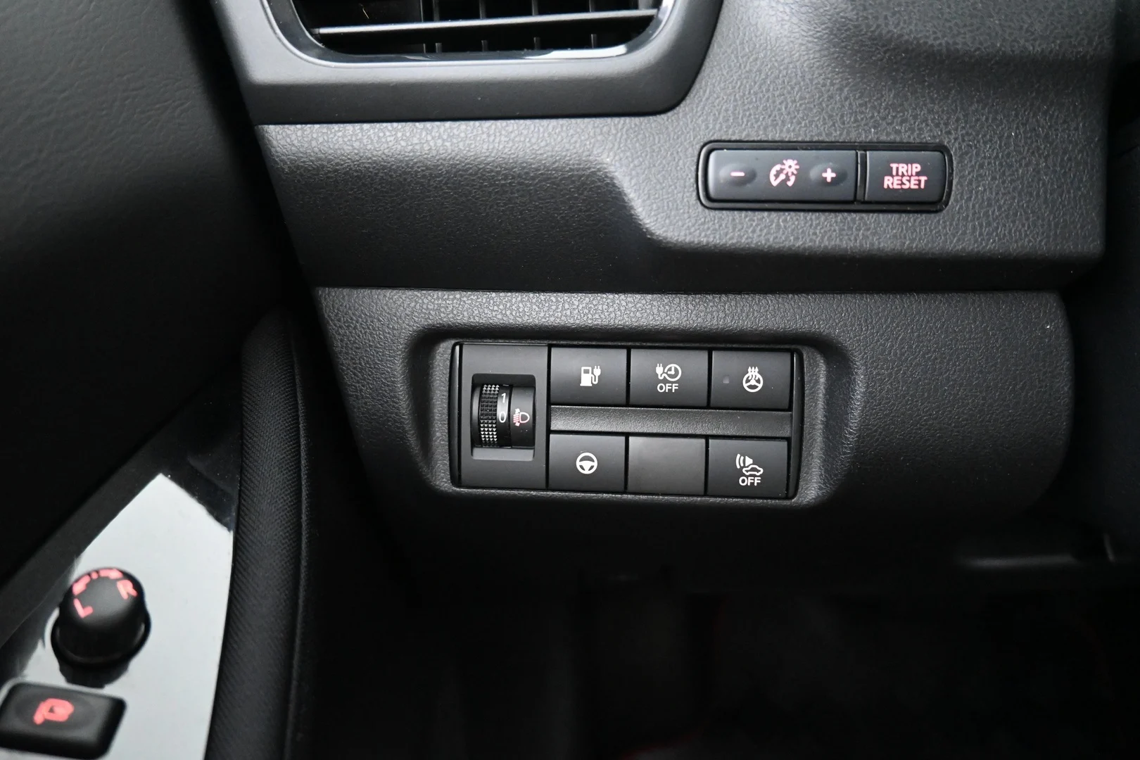 Car Image - 3ZQeQ1LyCD8qf5vhnEsysn