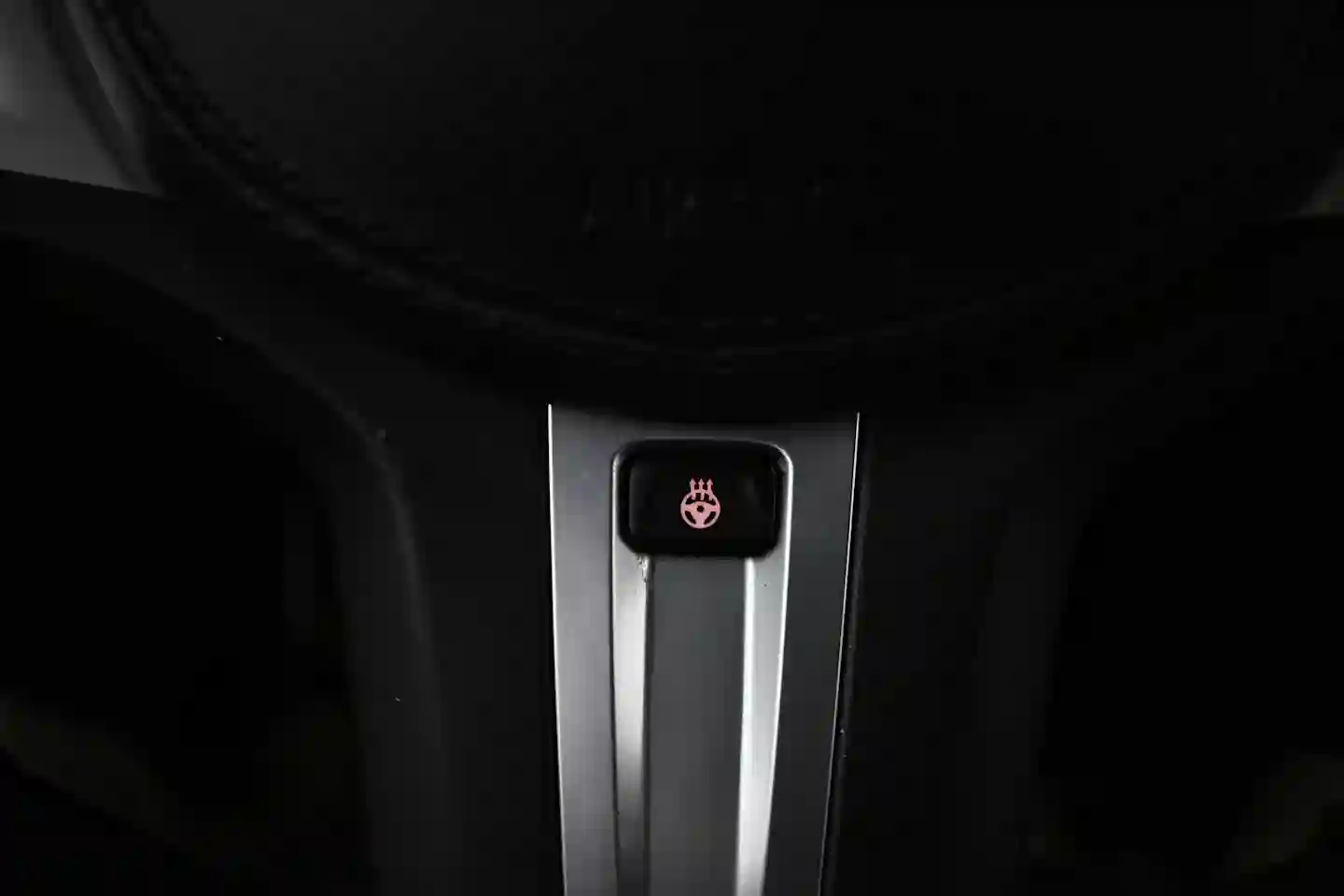 Car Image - 3v7Ro4vZtNZbV4eFfTMxqV