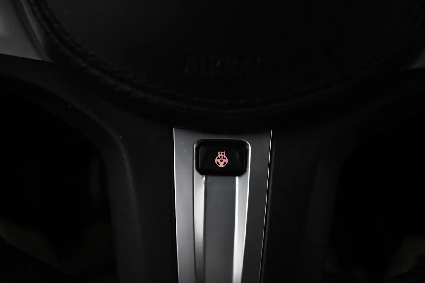 Car Image - 3v7Ro4vZtNZbV4eFfTMxqV