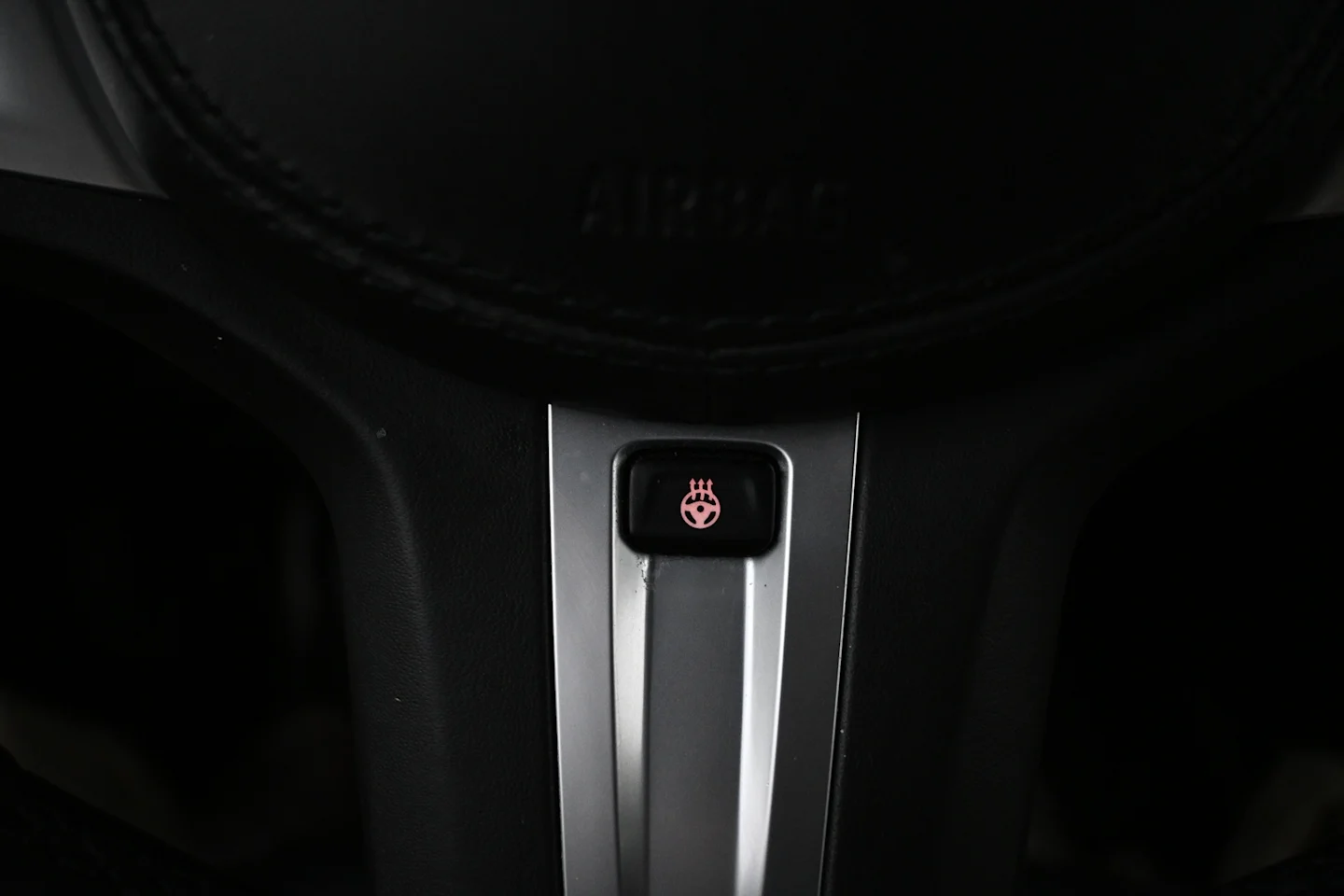 Car Image - 3v7Ro4vZtNZbV4eFfTMxqV
