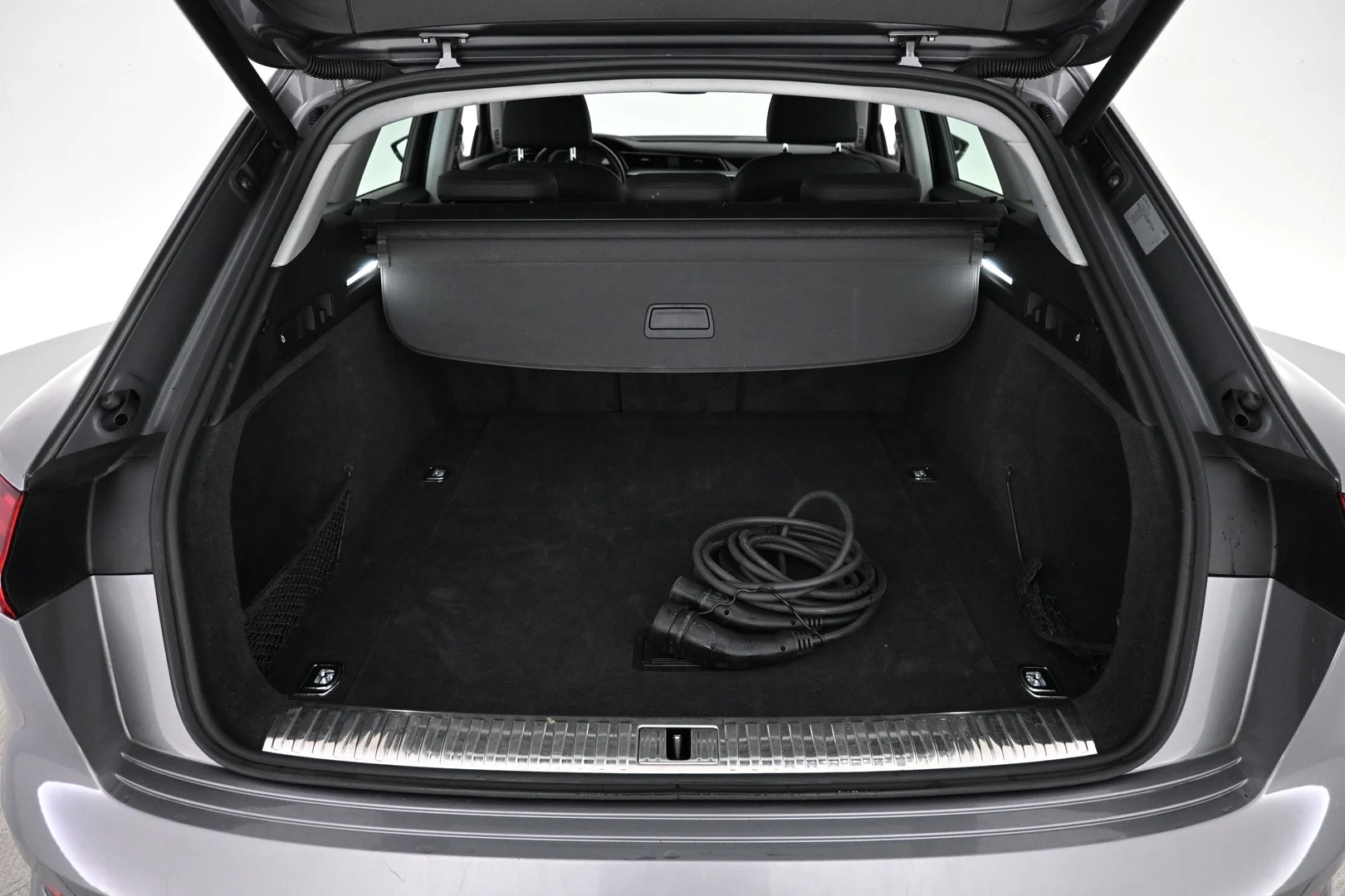 Car Image - 74AlKpNgNKajDDq5t8MQ06