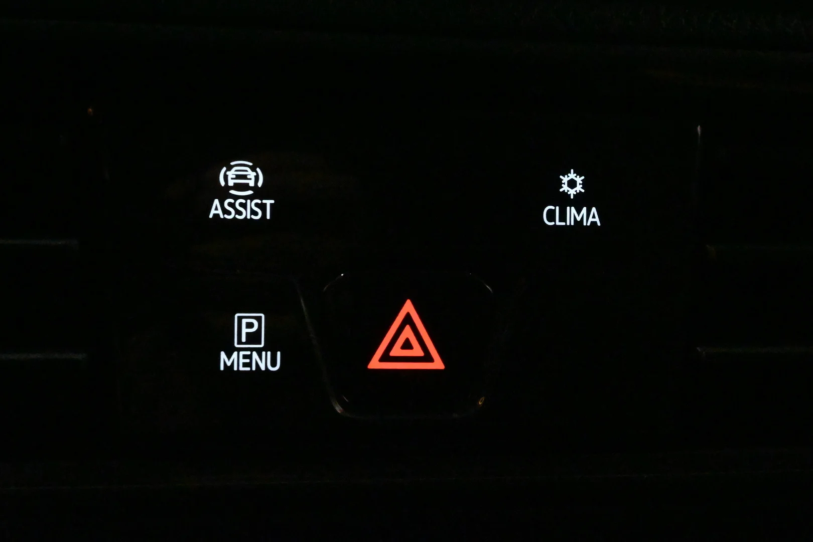 Car Image - 76w6dzZU7m9HYeGAnZNctA