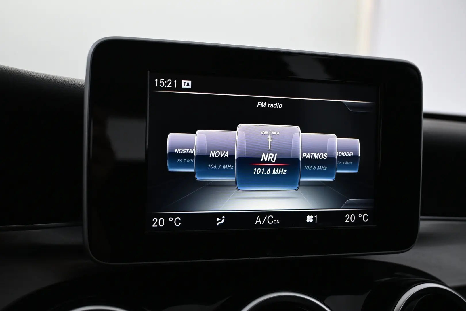Car Image - 3ajL1EtlXt9PUfuD0Lluea