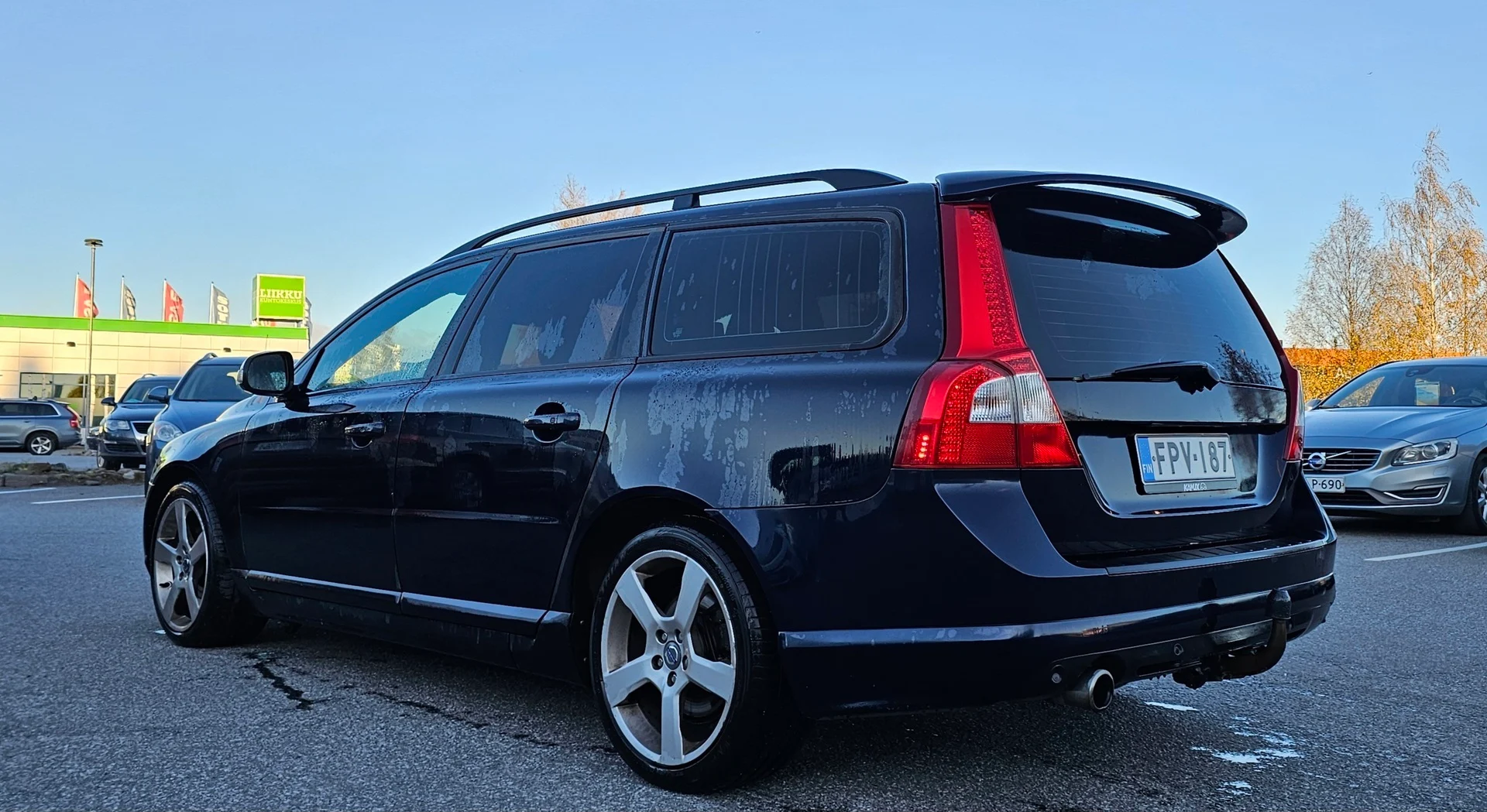 Car Image - Lnv1L5N1jWntU1ZrgqheR