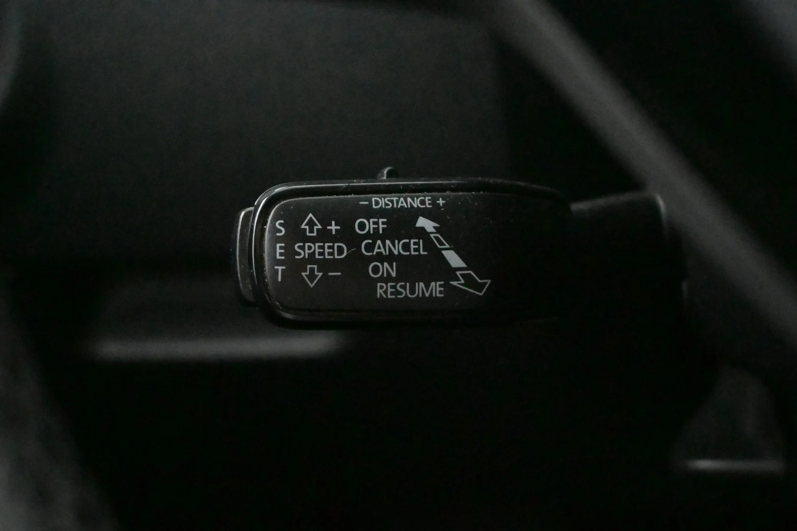 Car Image - 2dV22RypYjQECeqxJRTFk1