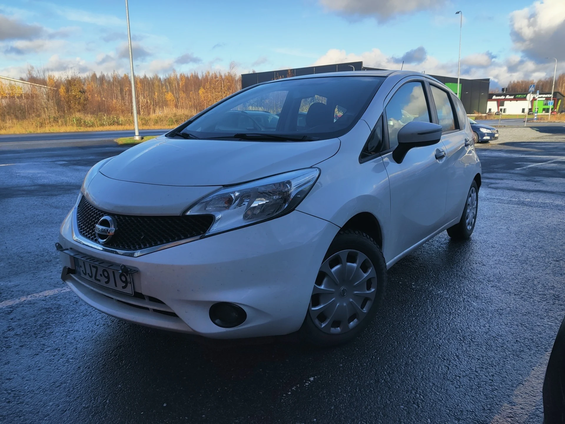 Car Image - 7d3pP5NKOElpRQsQziNQW7