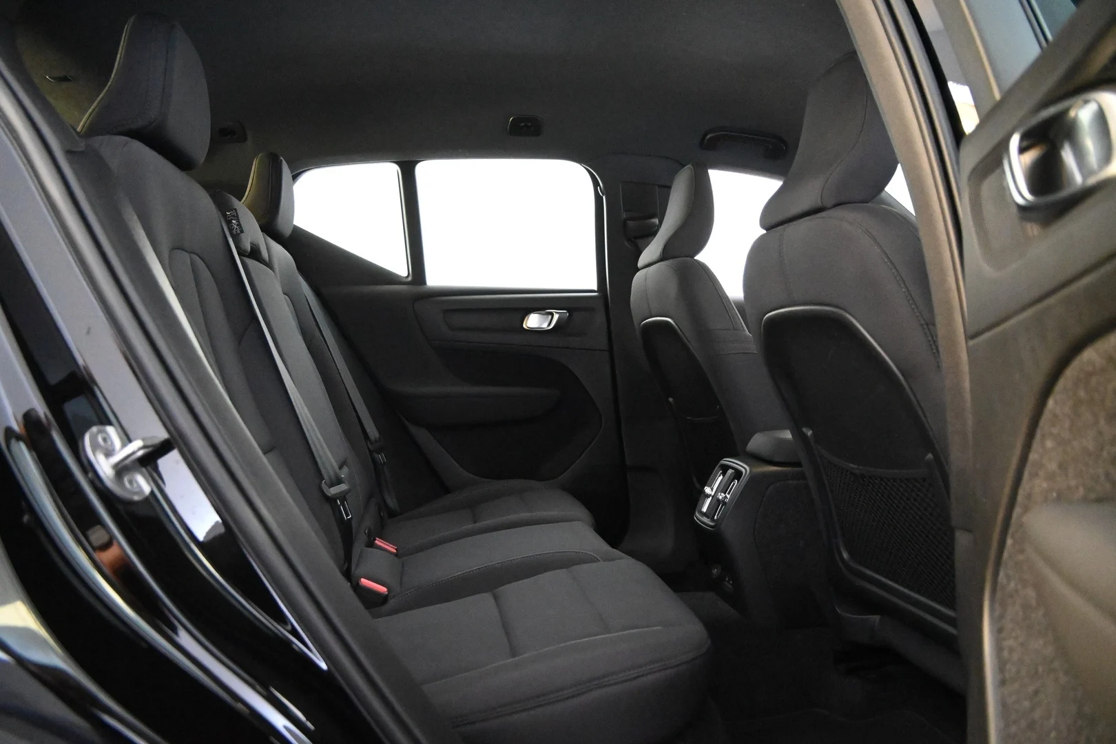 Car Image - 49UPKzXAv9tnasRmYuuXv5