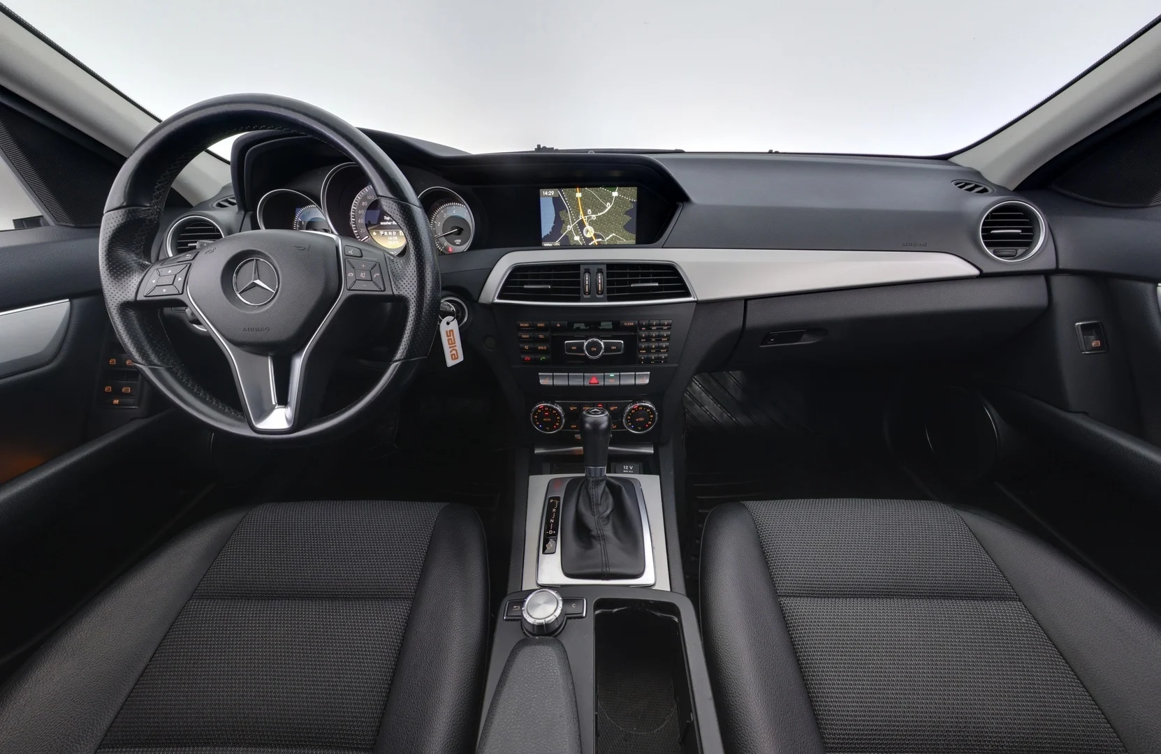Car Image - Vd2DKOTgNk8j20LxE4E9e