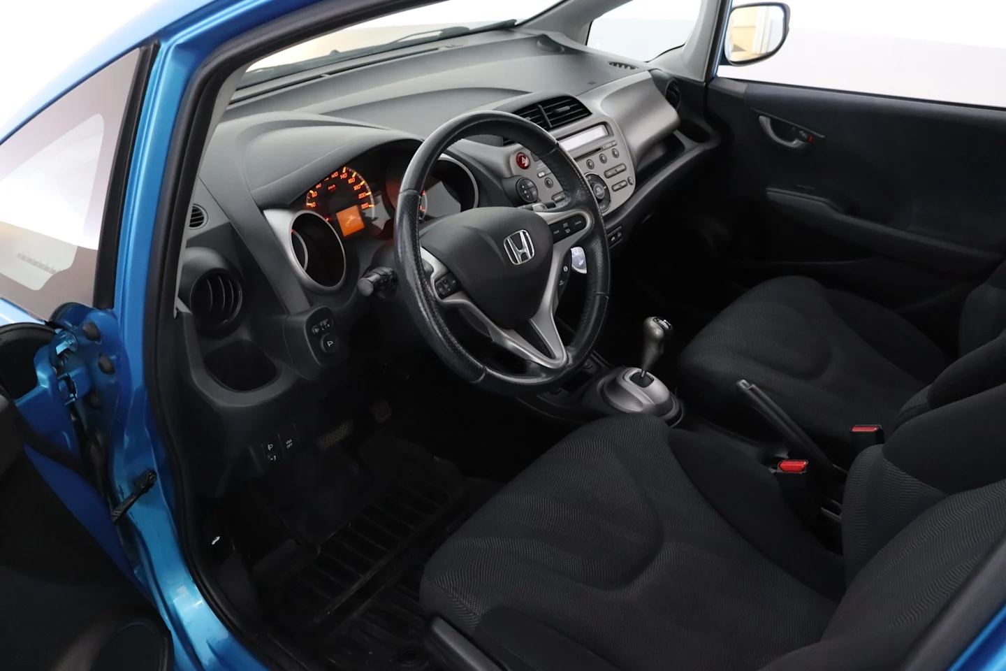 Car Image - 5WofoYqDnYd5sIzhRZZNew