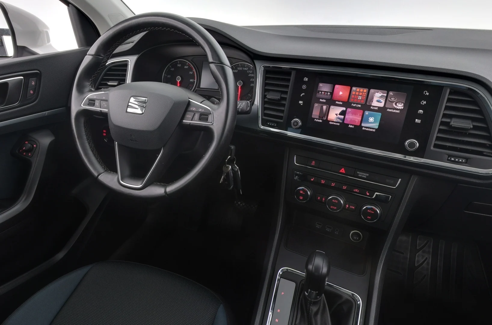 Car Image - 4L42kVXMlqwXO5GJKeHN8j