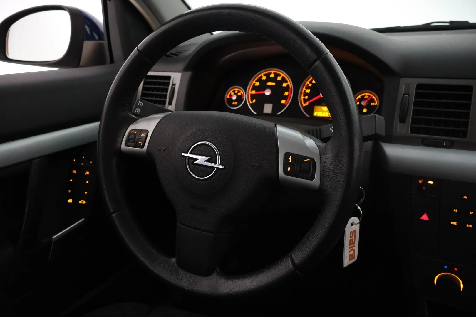 Car Image - 5VvGsFxtwjdjYlbRl4SYaF