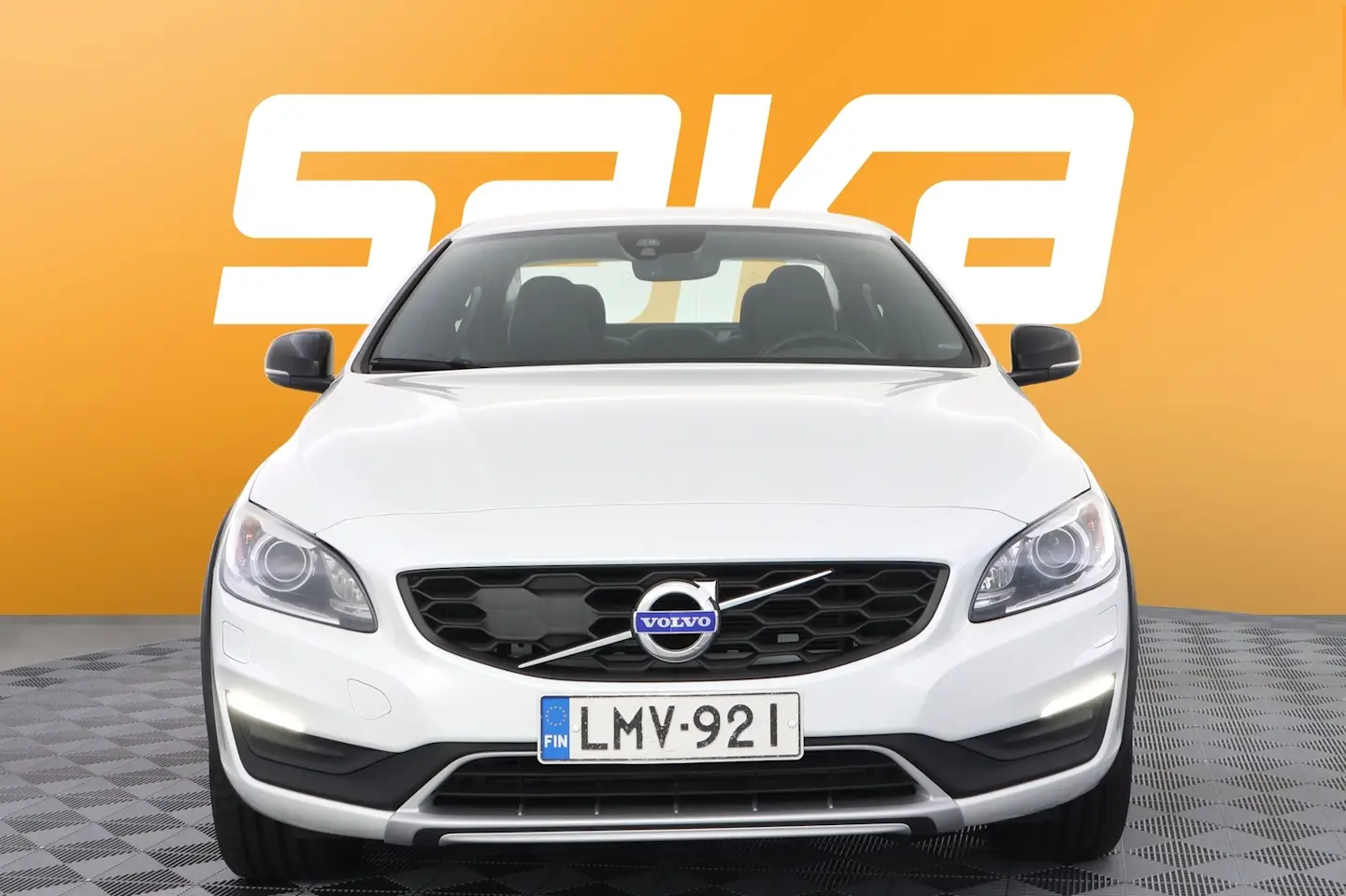 Car Image - S1QJ1eClYeA9gO94N4FMJ