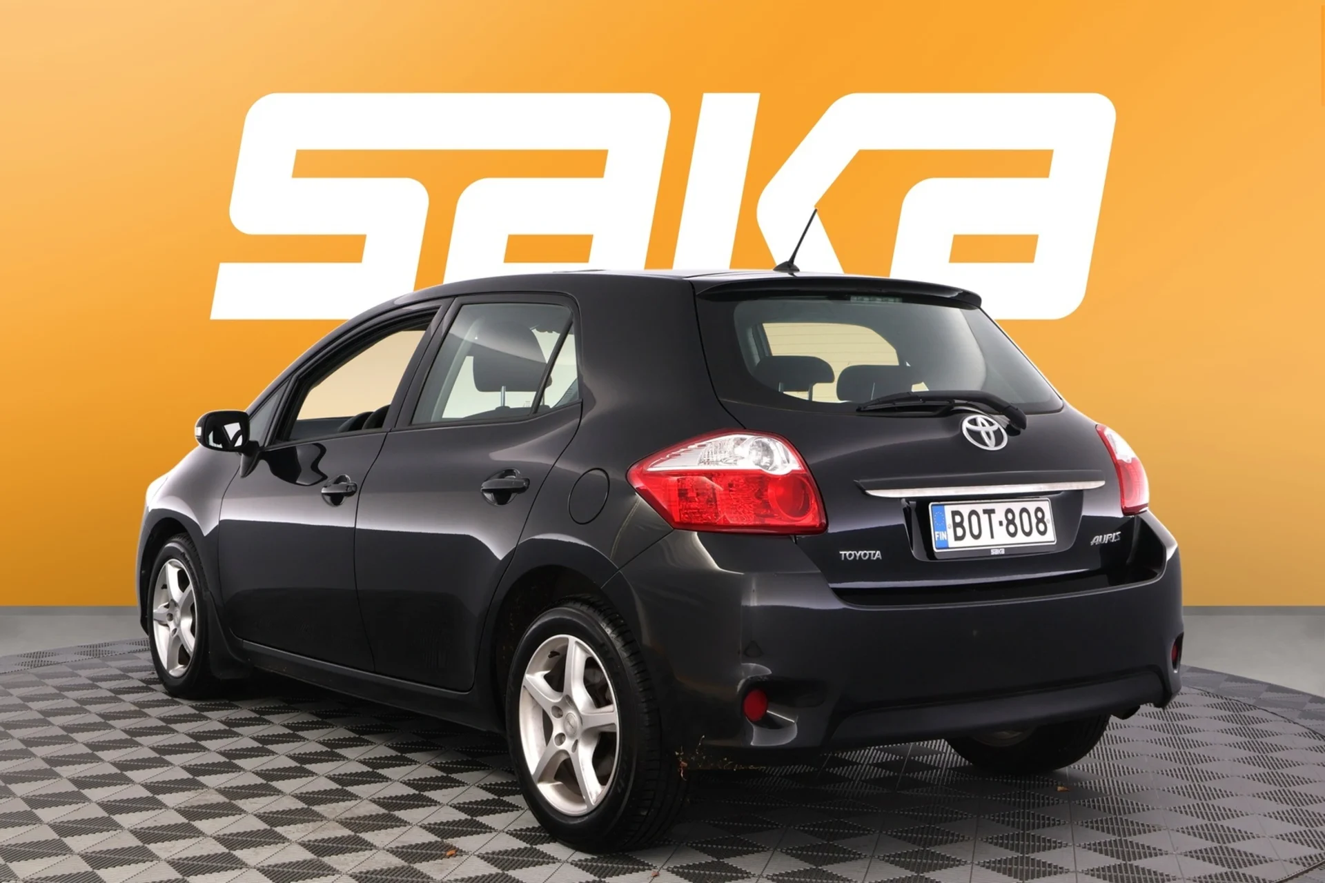 Car Image - 35st13ktpjWEps0LsOTXW0