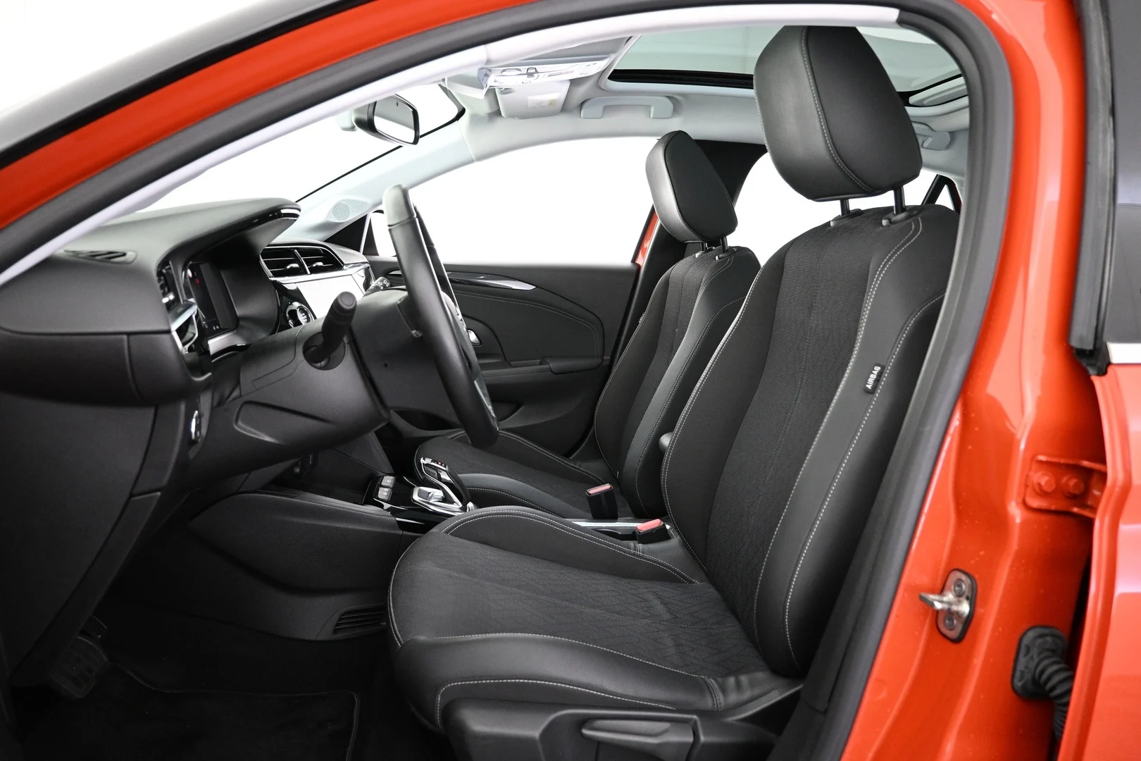 Car Image - 1B50BMf2wHnJpm1XHbnjKv