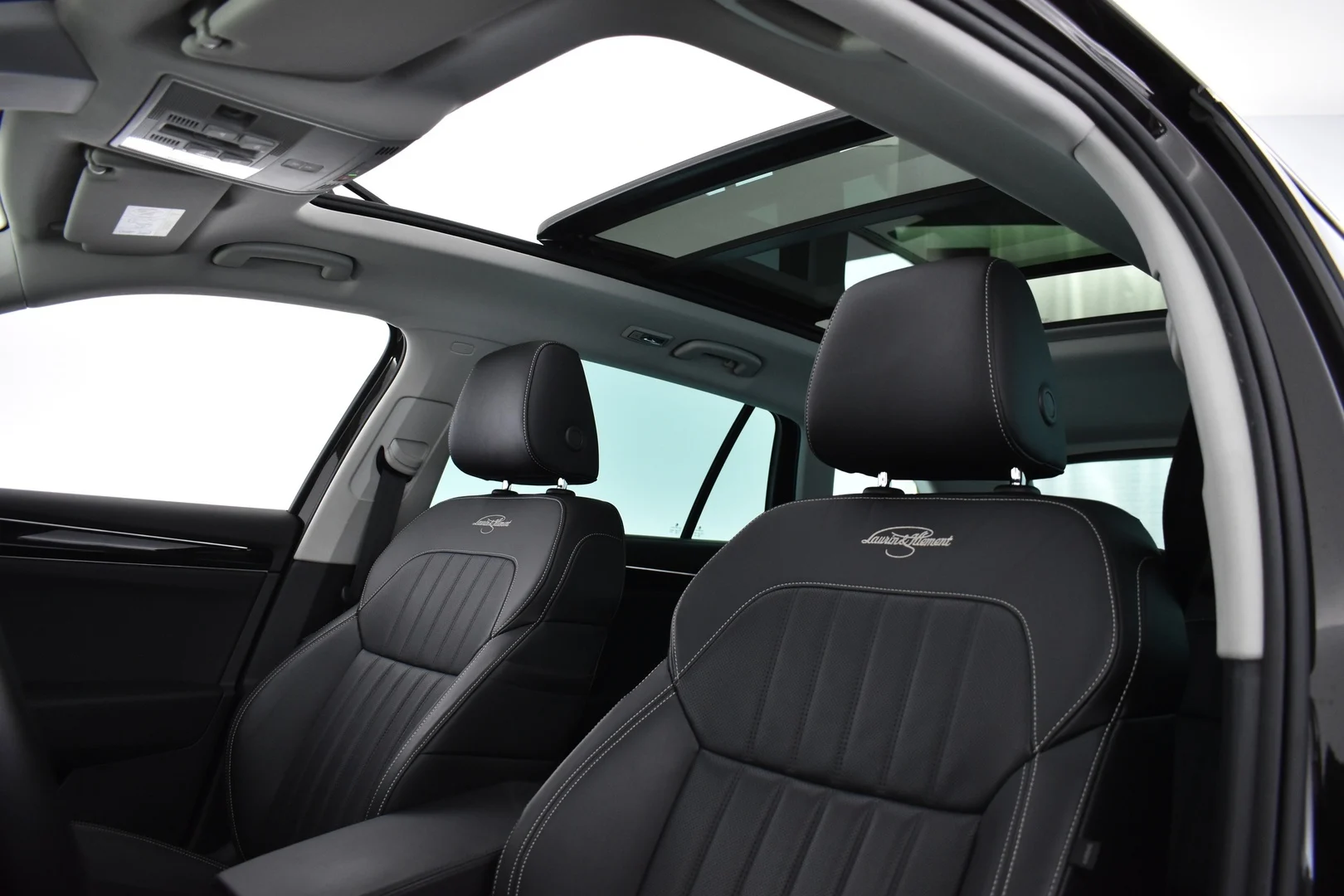 Car Image - 7CEwffoDRtcnlLTS1xLhfl