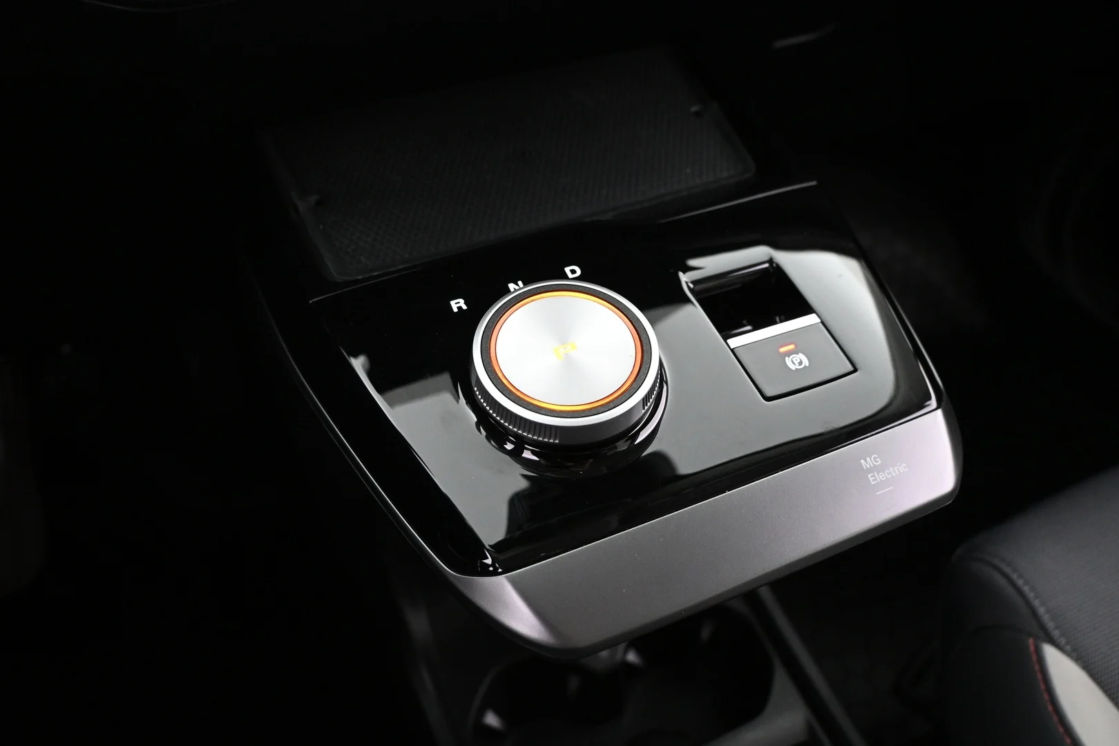 Car Image - 635CdP4g9P2YMsTi0vEu9v
