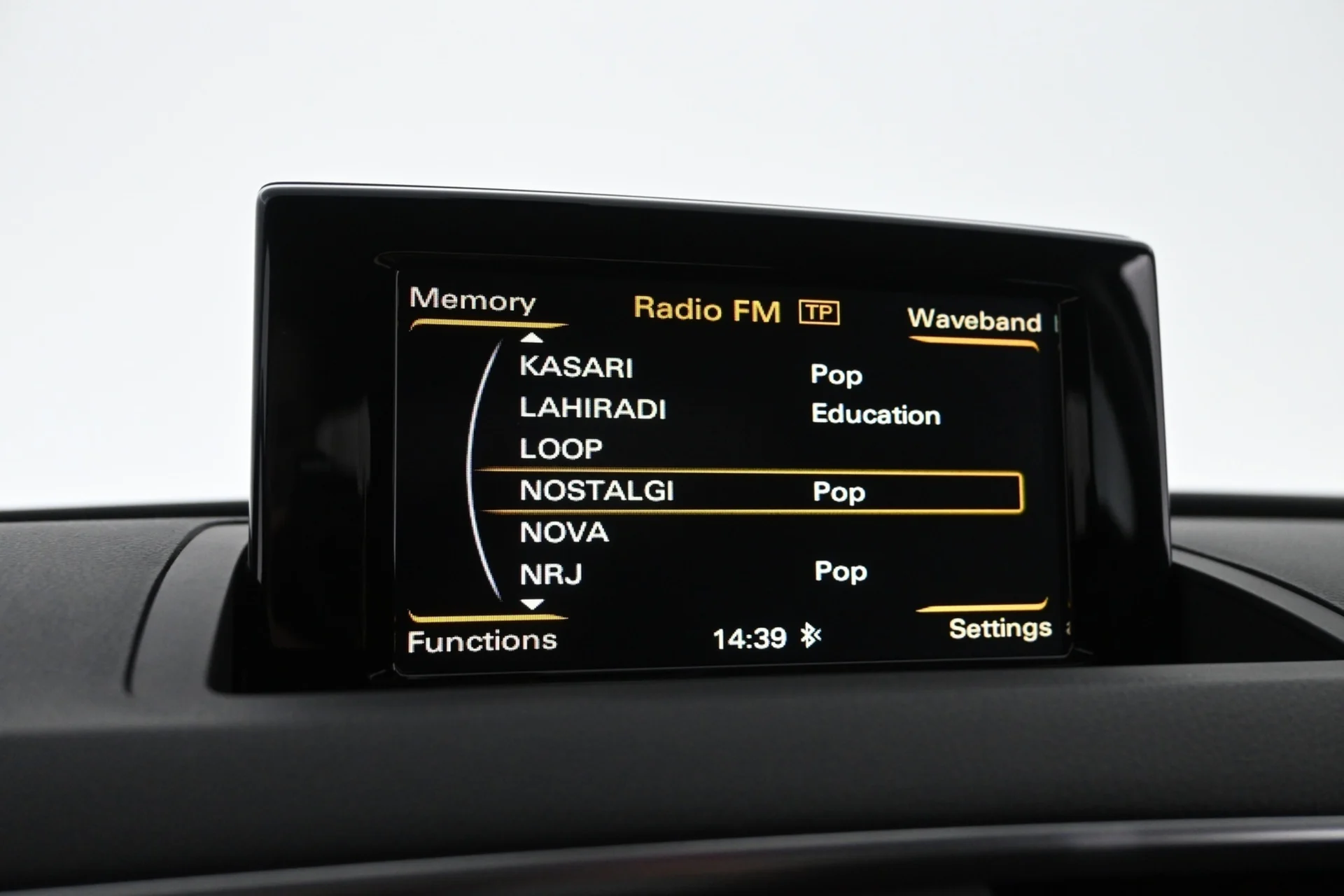 Car Image - 2fzdt5UxIxjgivujlBvBBm