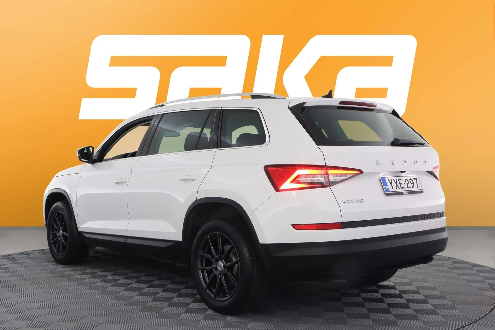Car Image - 1uvIyXhrzgIc2SwhIRrDkF