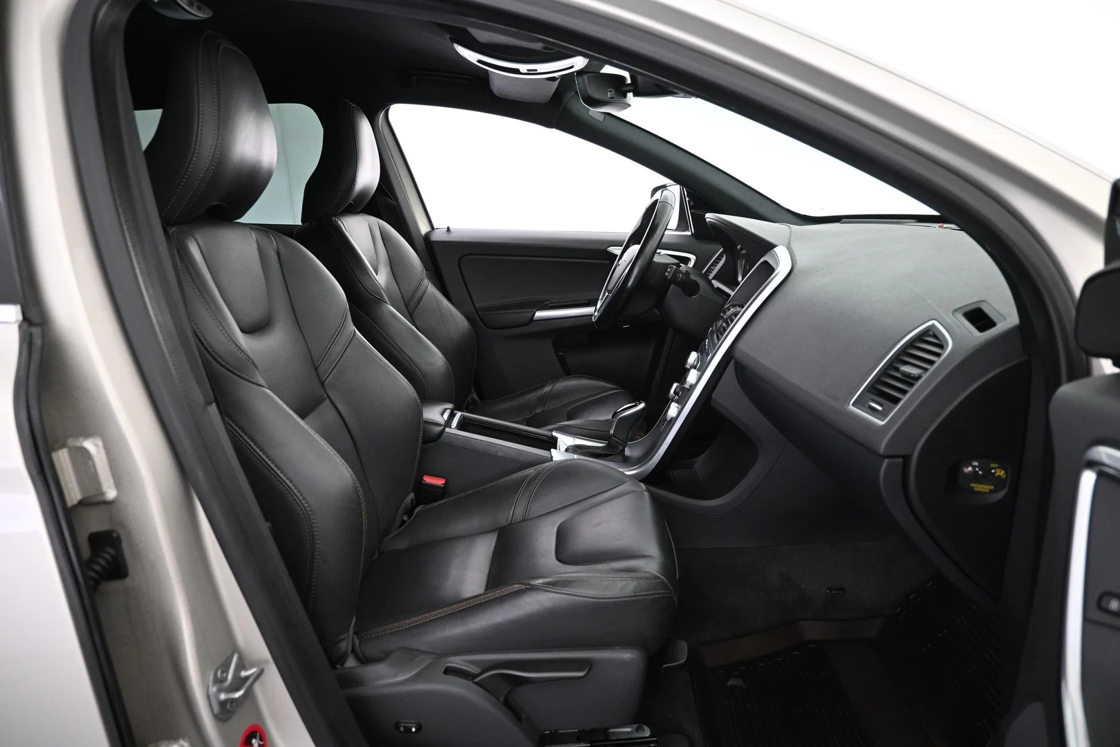 Car Image - 4Hmlozq5JPv443lJXPsCRx