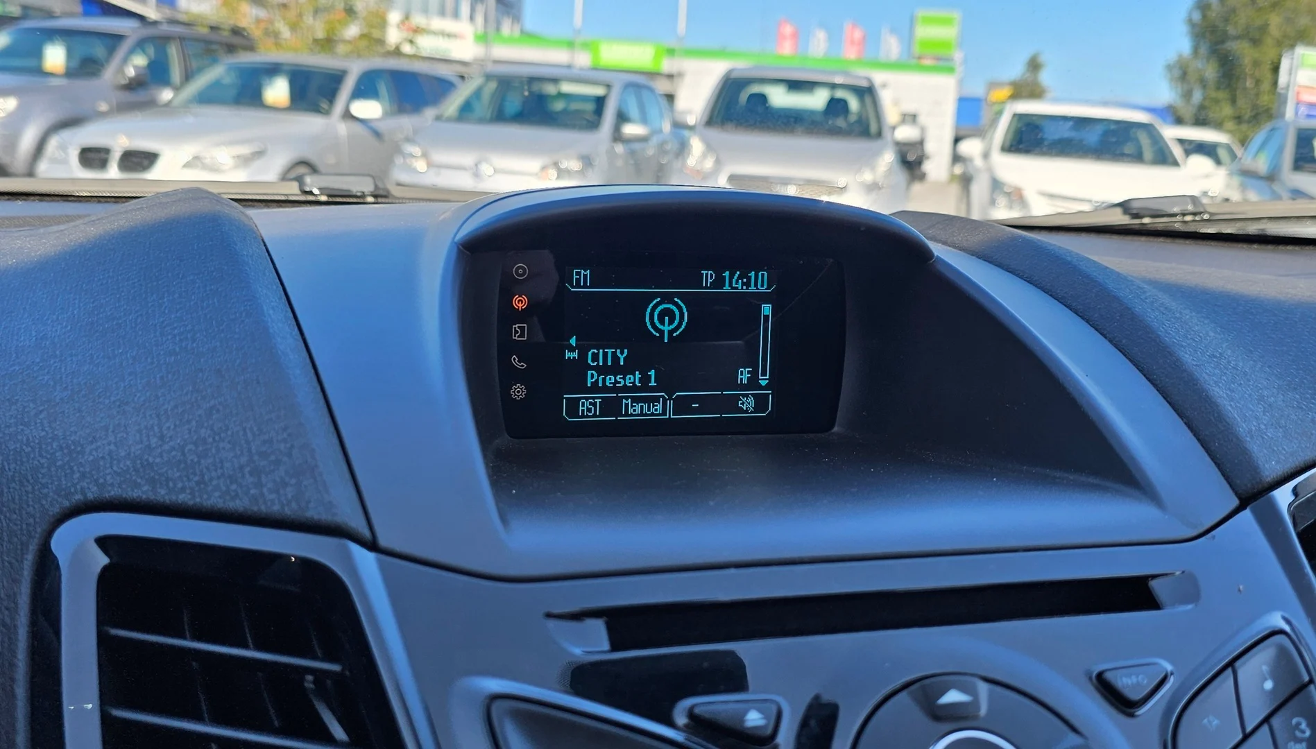 Car Image - 2M3xhi36ZDSkD5ynduaWsE