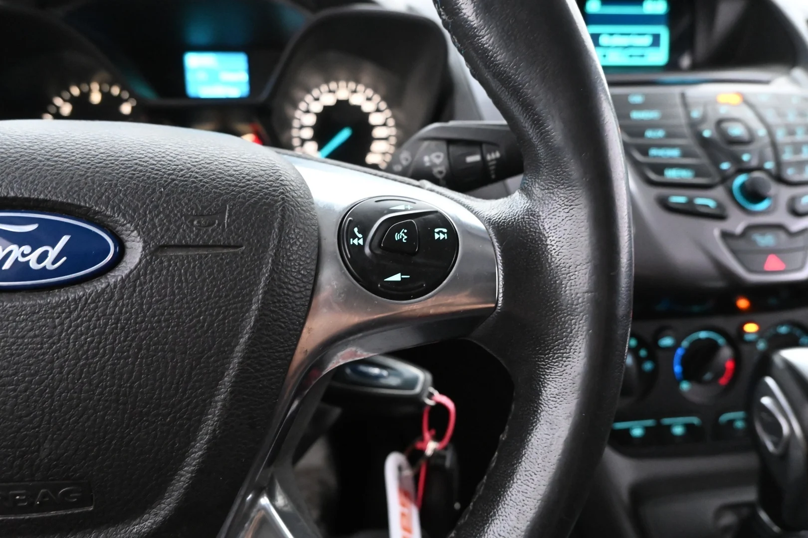 Car Image - x4MdXSkkFNh1zgKCjJp1a
