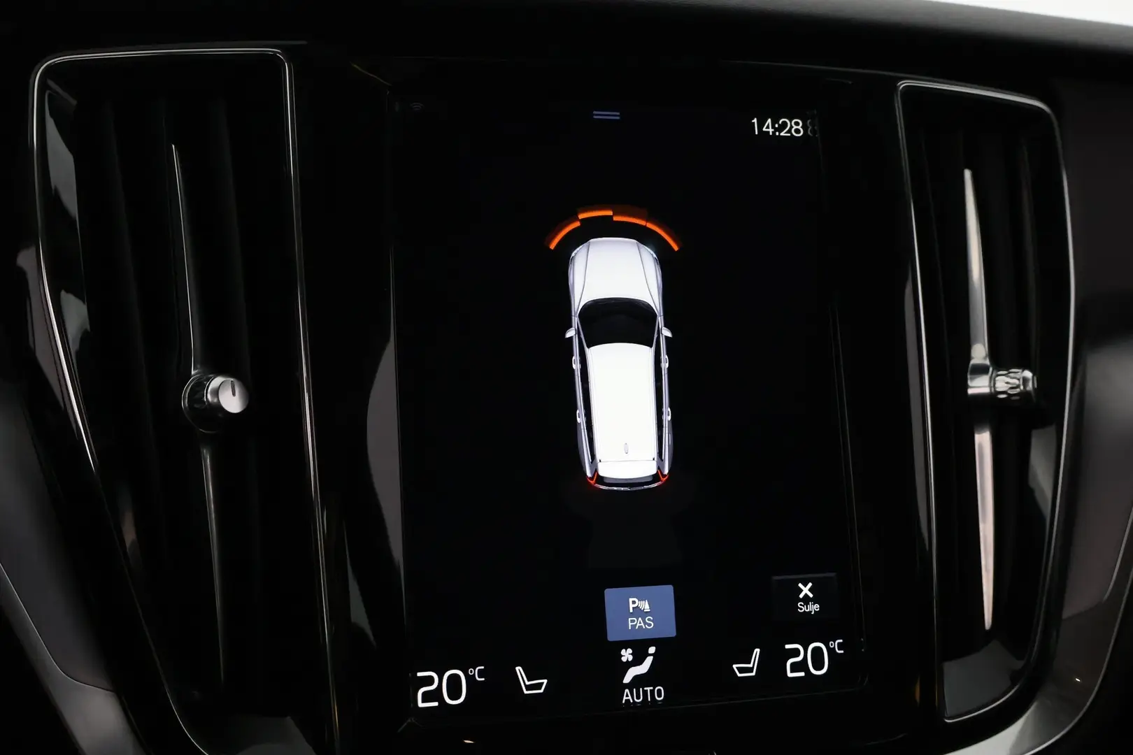 Car Image - 4vkeOyu7VrIBvfNCV3dFZo
