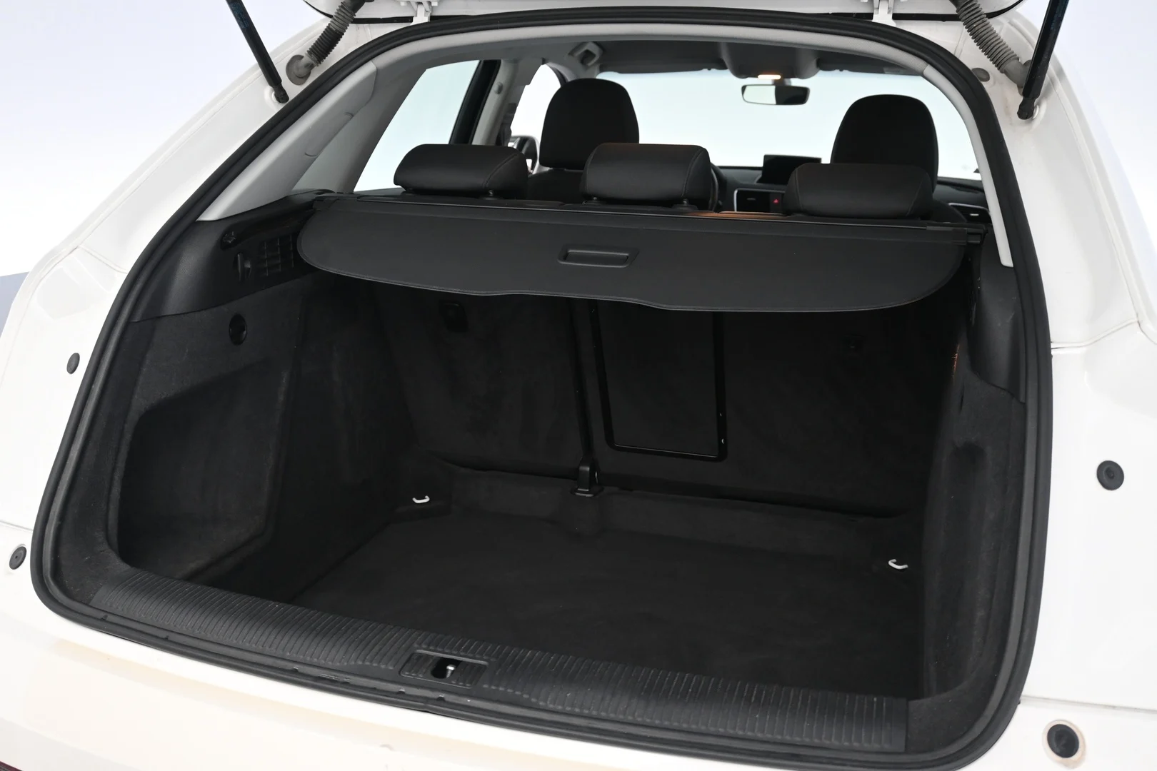 Car Image - 4j3ytmA3wLXlPuF8IjLi1T