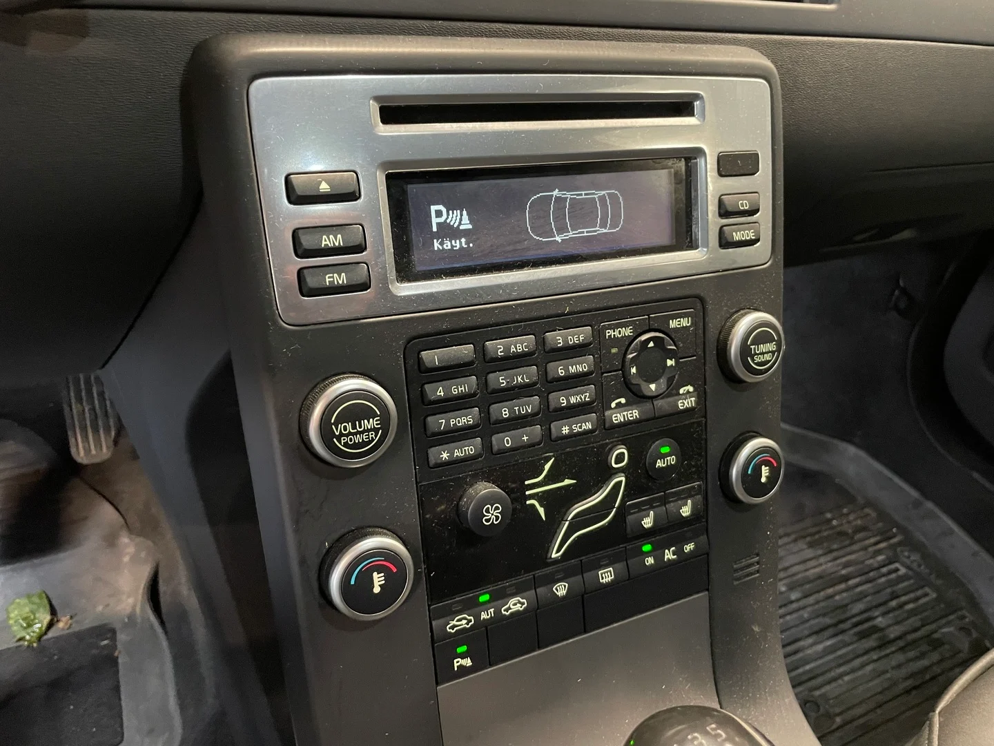 Car Image - 59vKdphFqa49YQIgQOLMpD