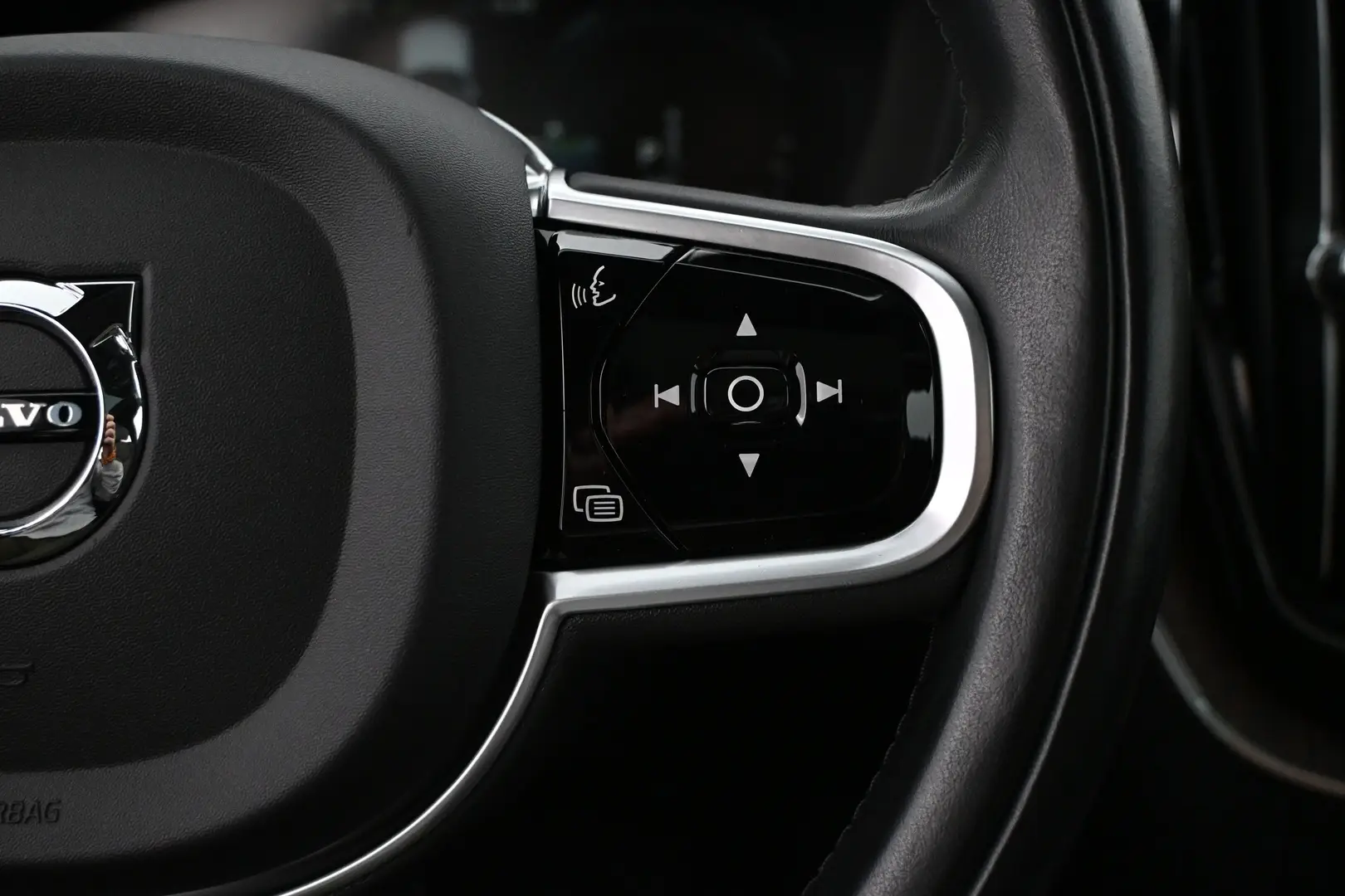 Car Image - 1MlQn8DsFCXD1x4hMzlZZk