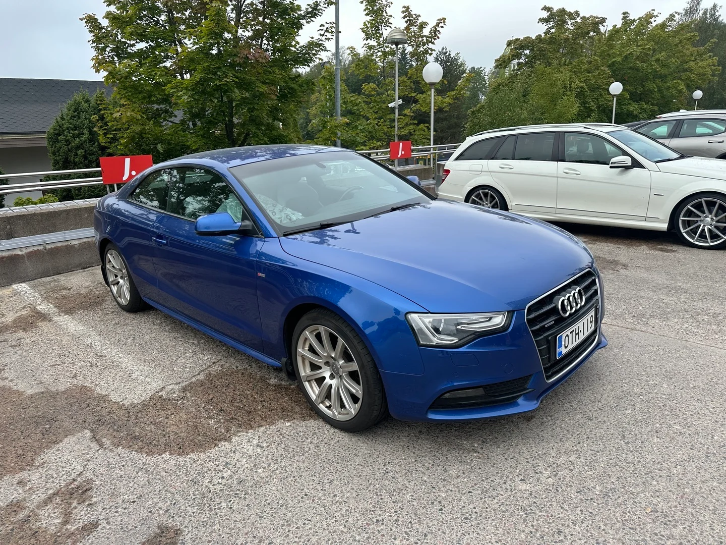 Car Image - 18U7dw0Zklr9Ii11dcpHWF