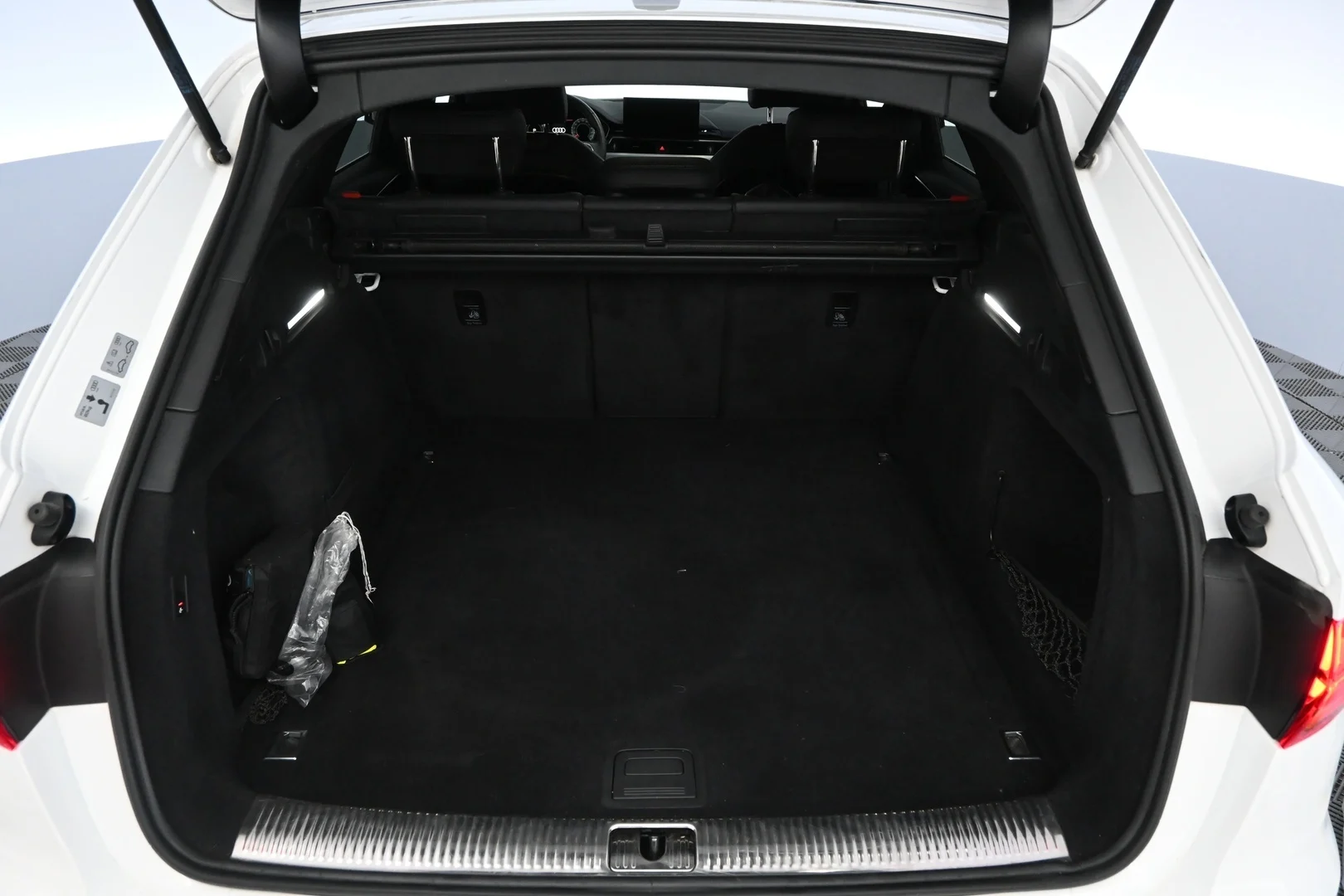 Car Image - 5ajgJ3z6v310OywHyvw4FU