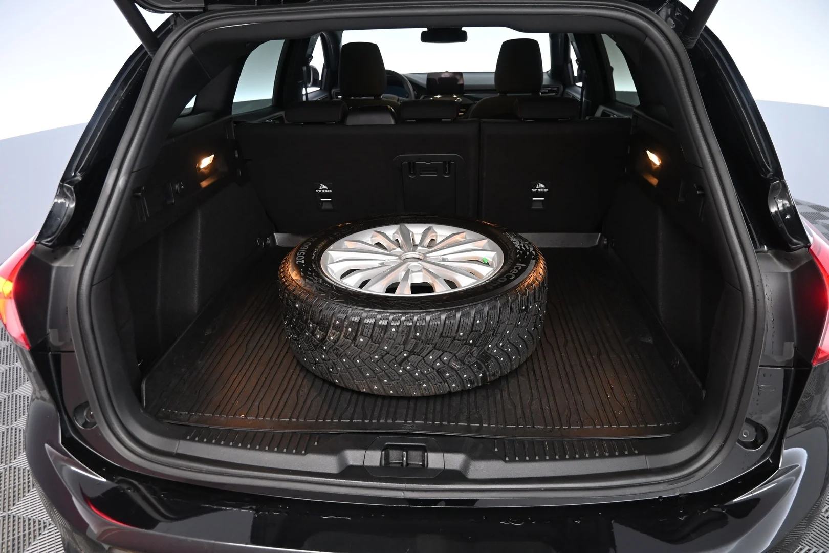 Car Image - 1ubwGKqXhuijOOMAjVv1Dd