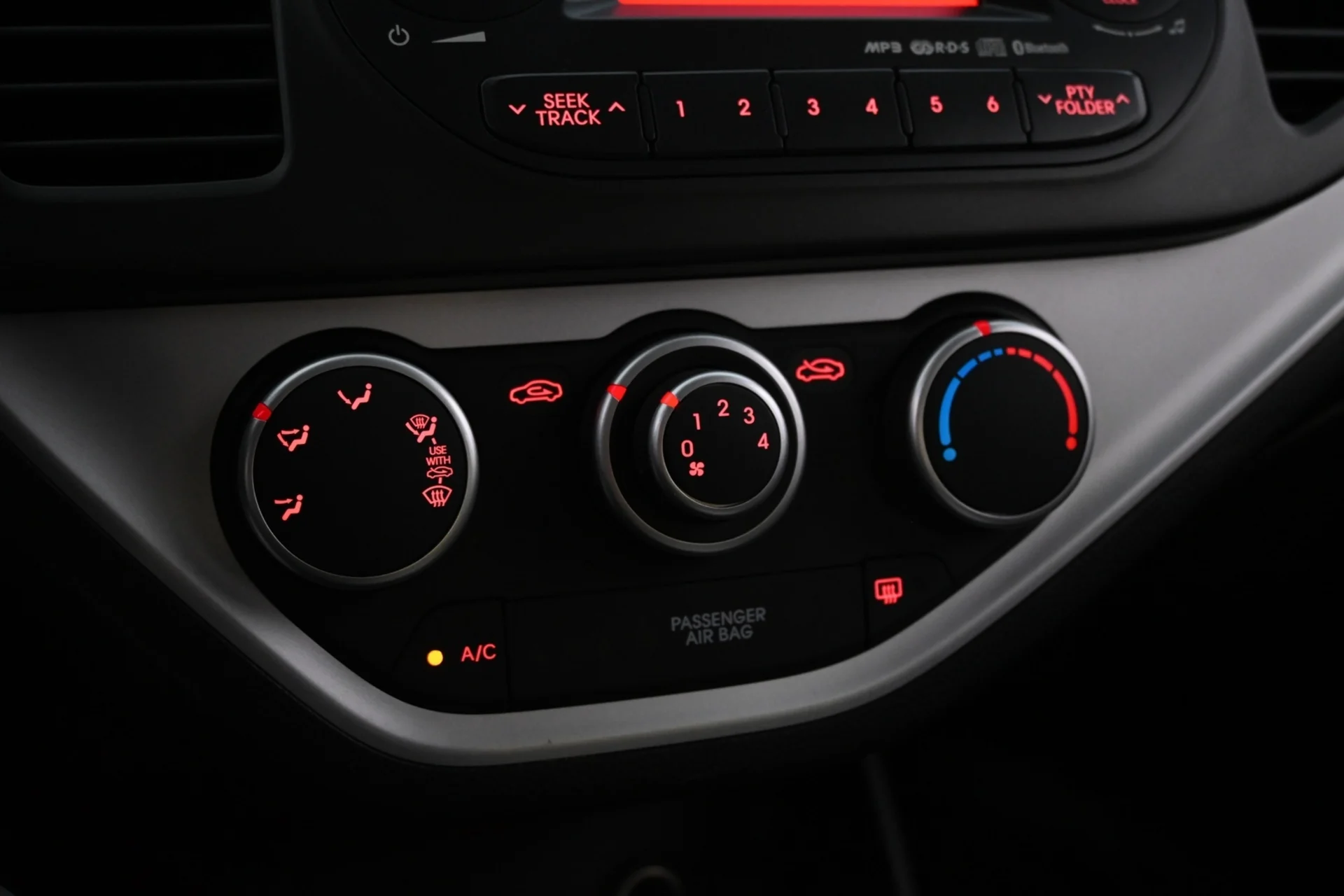 Car Image - 3SBWGIomatyZlpPiFDhFnL