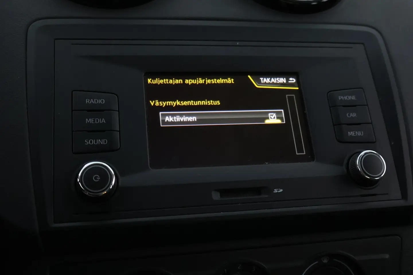 Car Image - 1ktIelNyVWMCu3HUivpKuX