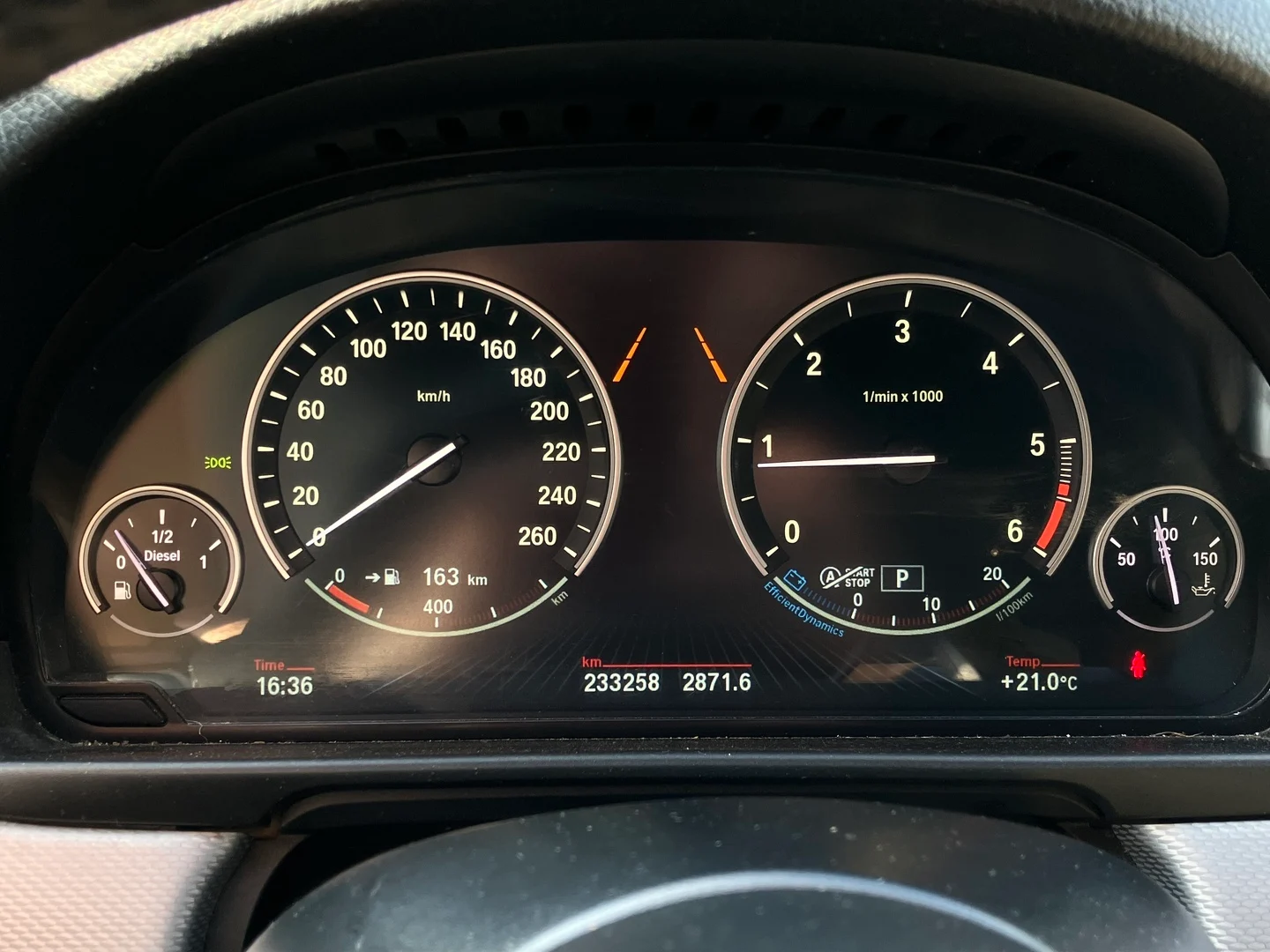 Car Image - 70LjMpN4y0gA21mn4XWzKg