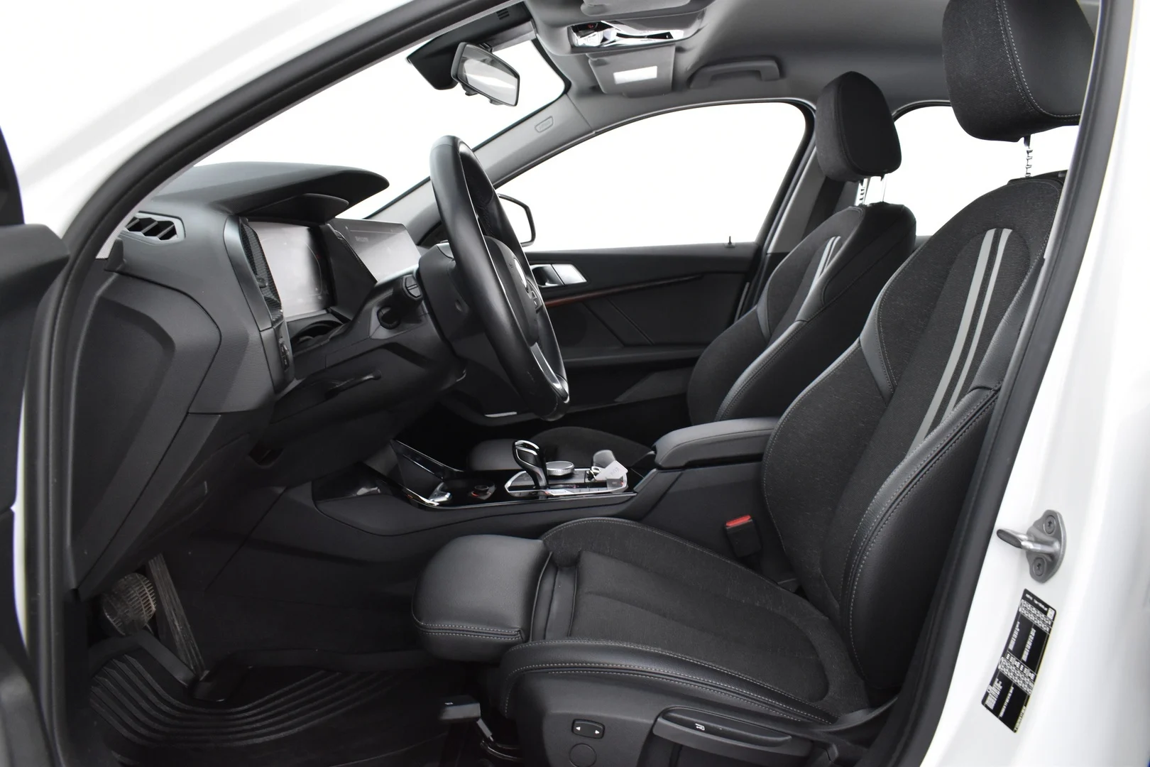 Car Image - 1xjtzKrP64jPVCPCDcc0Th