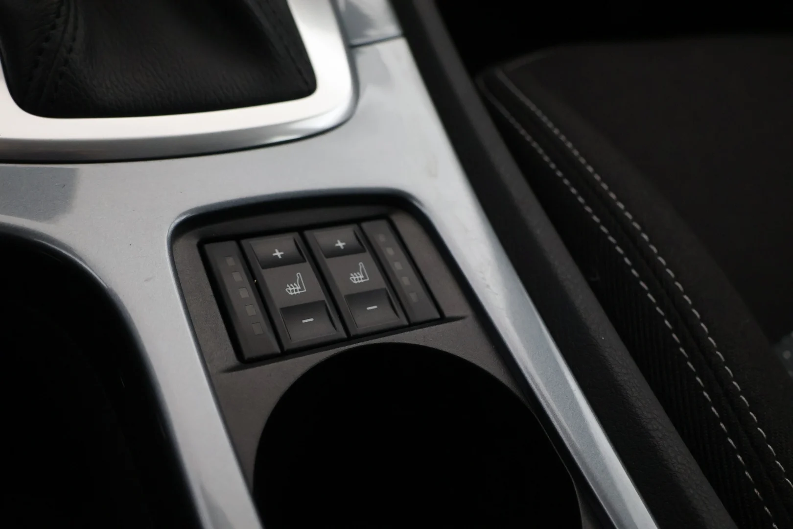 Car Image - 24VKPiODhkLtoeWiYH7Nxh
