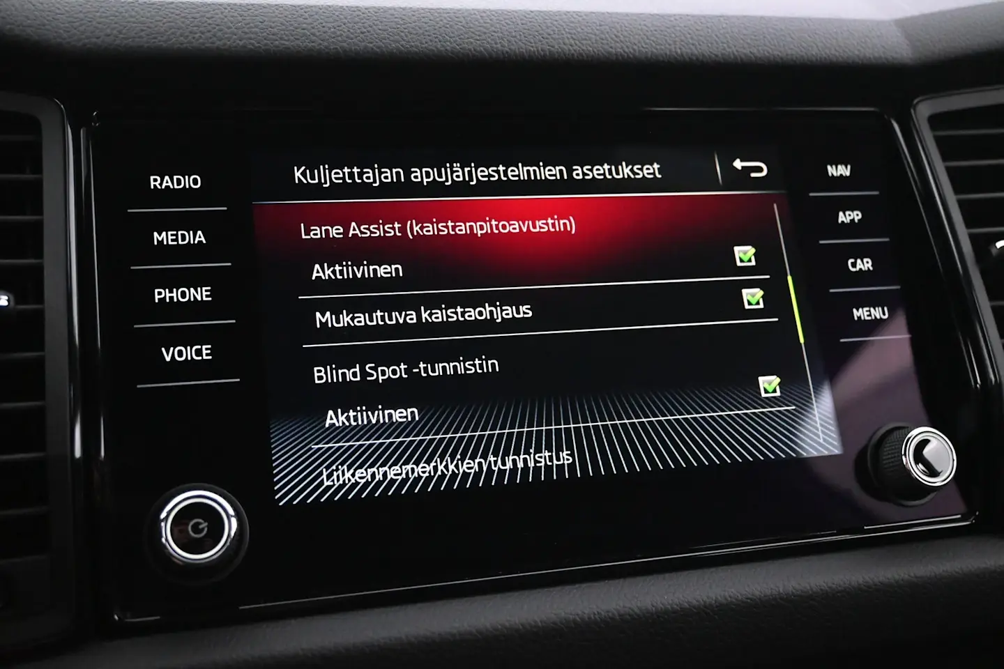 Car Image - 4kWf4DLbzT6Cdh8F7LGxhS