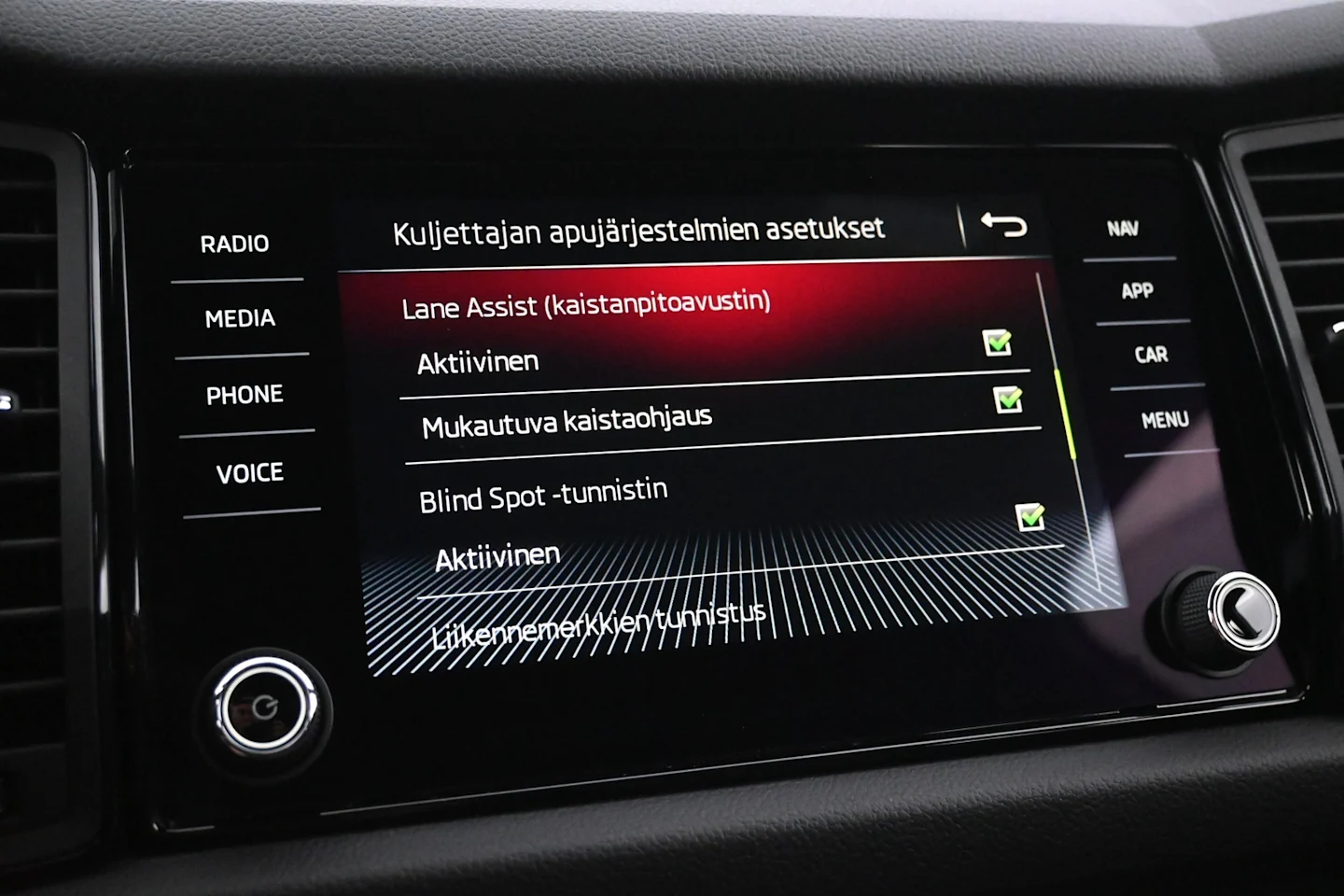 Car Image - 4kWf4DLbzT6Cdh8F7LGxhS