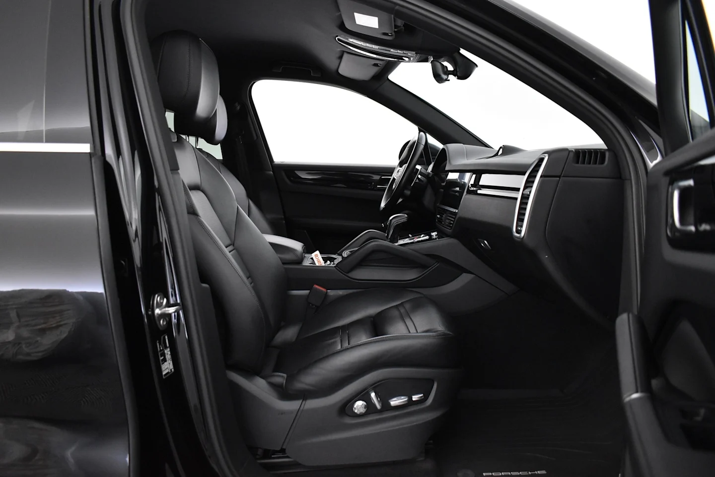 Car Image - OFViQaBzb7KNjGehXVQHg