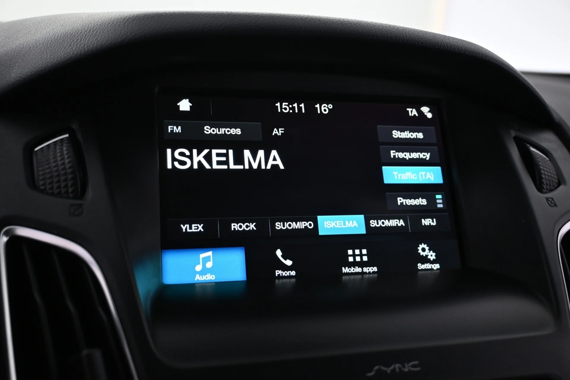 Car Image - 6spgWN9pNDlb2Dg2dOwRM7