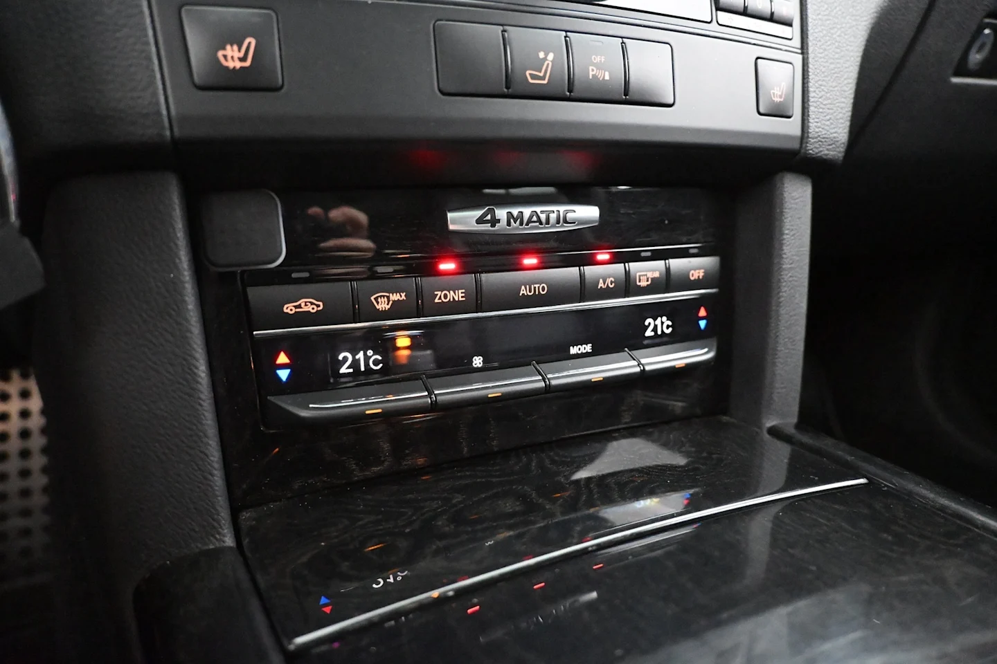 Car Image - Q9GByqrCFiKCcugqTGm8Y