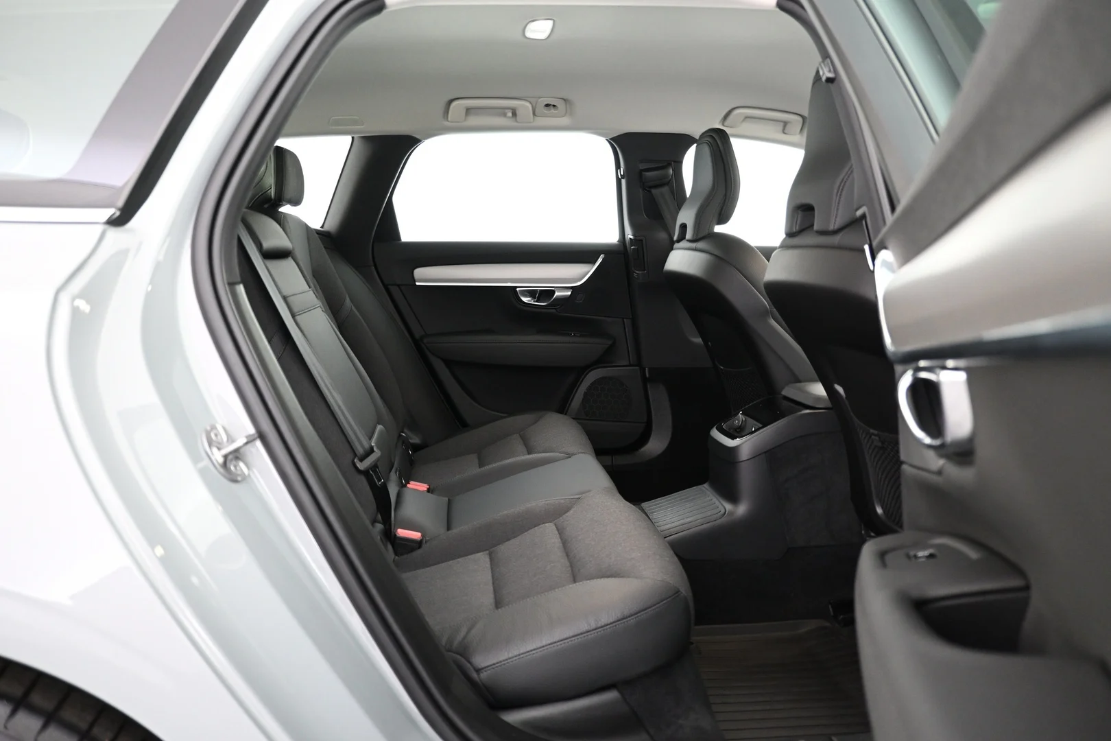 Car Image - 32QpRTWmpWOa5EpMDZJ9Ox