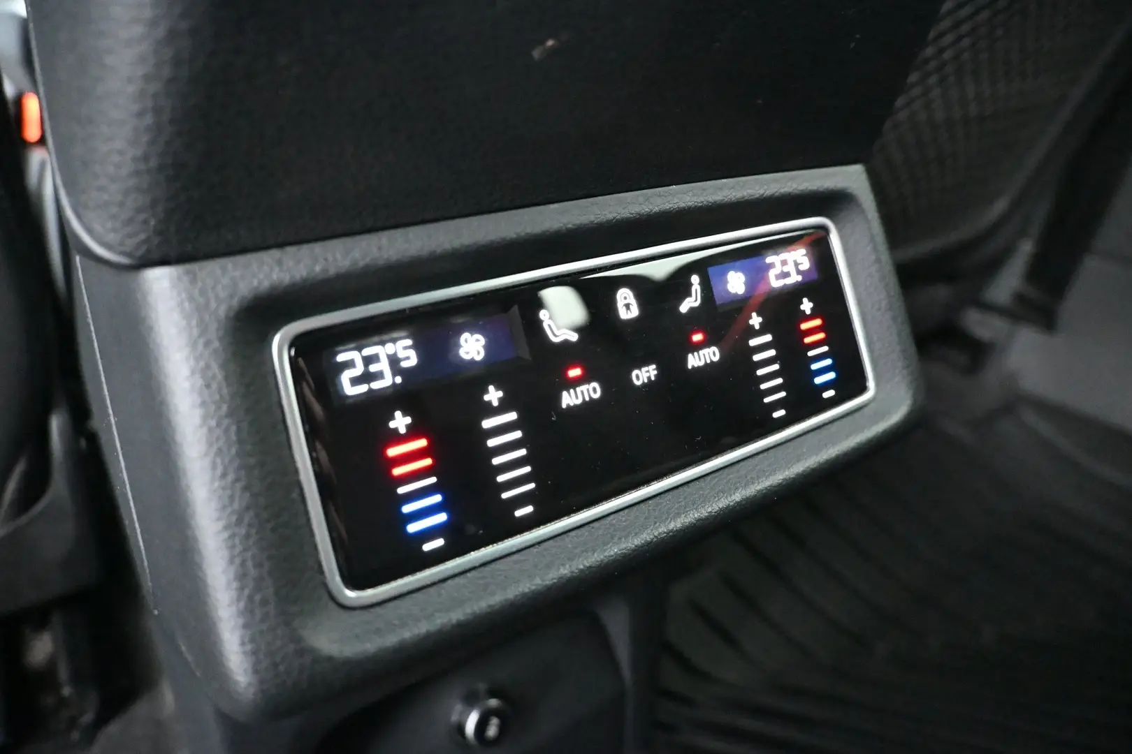 Car Image - 2Vhv4TxSLJLpx4kFKMtuMn