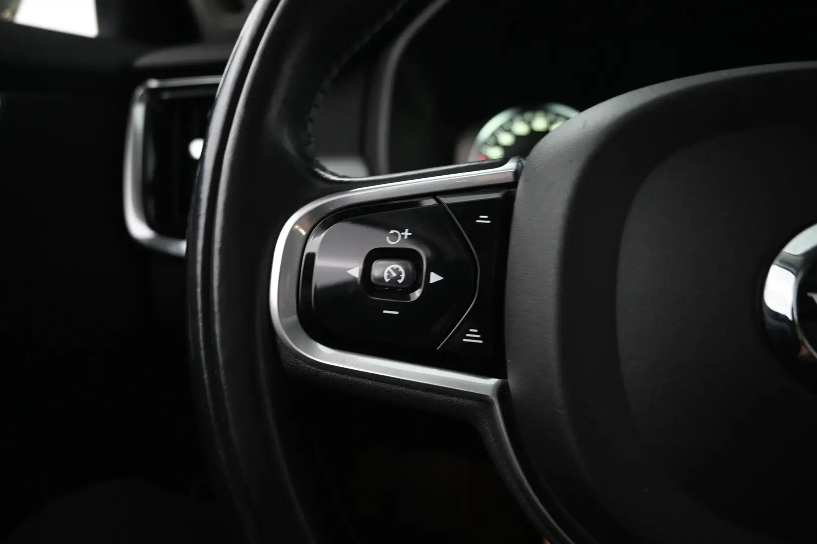 Car Image - 5ogyKY1defgSENwkC9DBAy