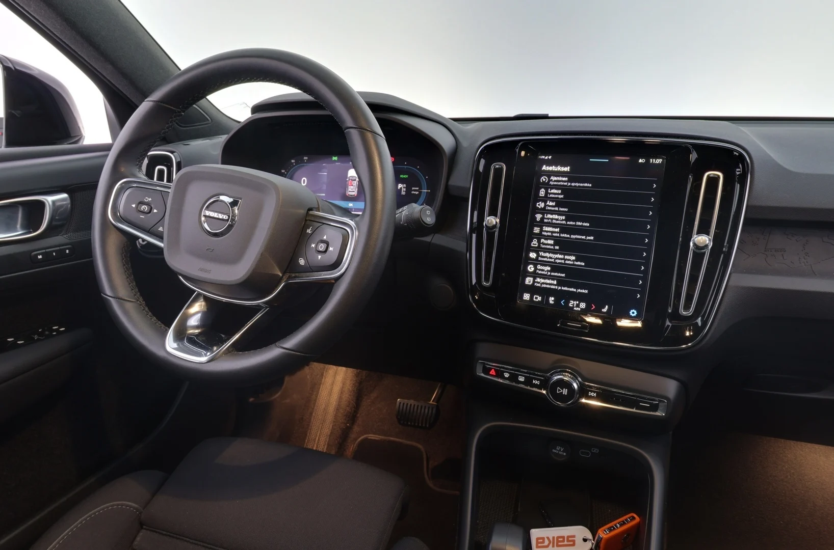 Car Image - 49UPKzXAv9tnasRmYuuXv5