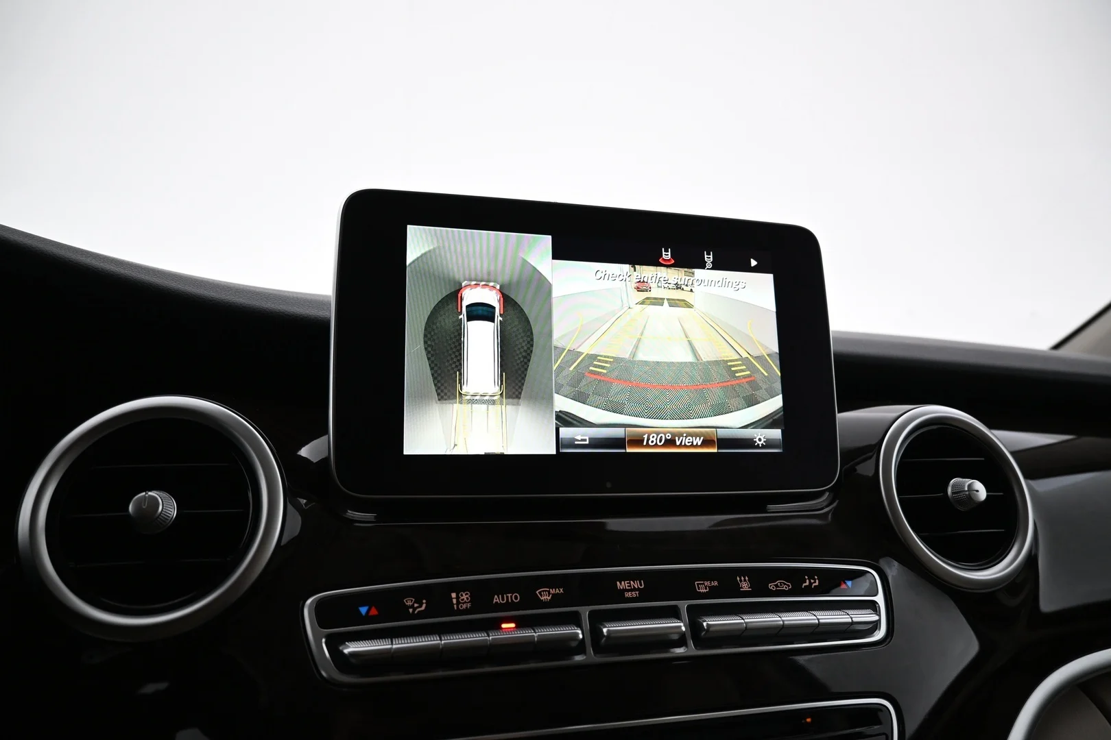 Car Image - 4lKUIOlAnrwNWXepl3MbEy