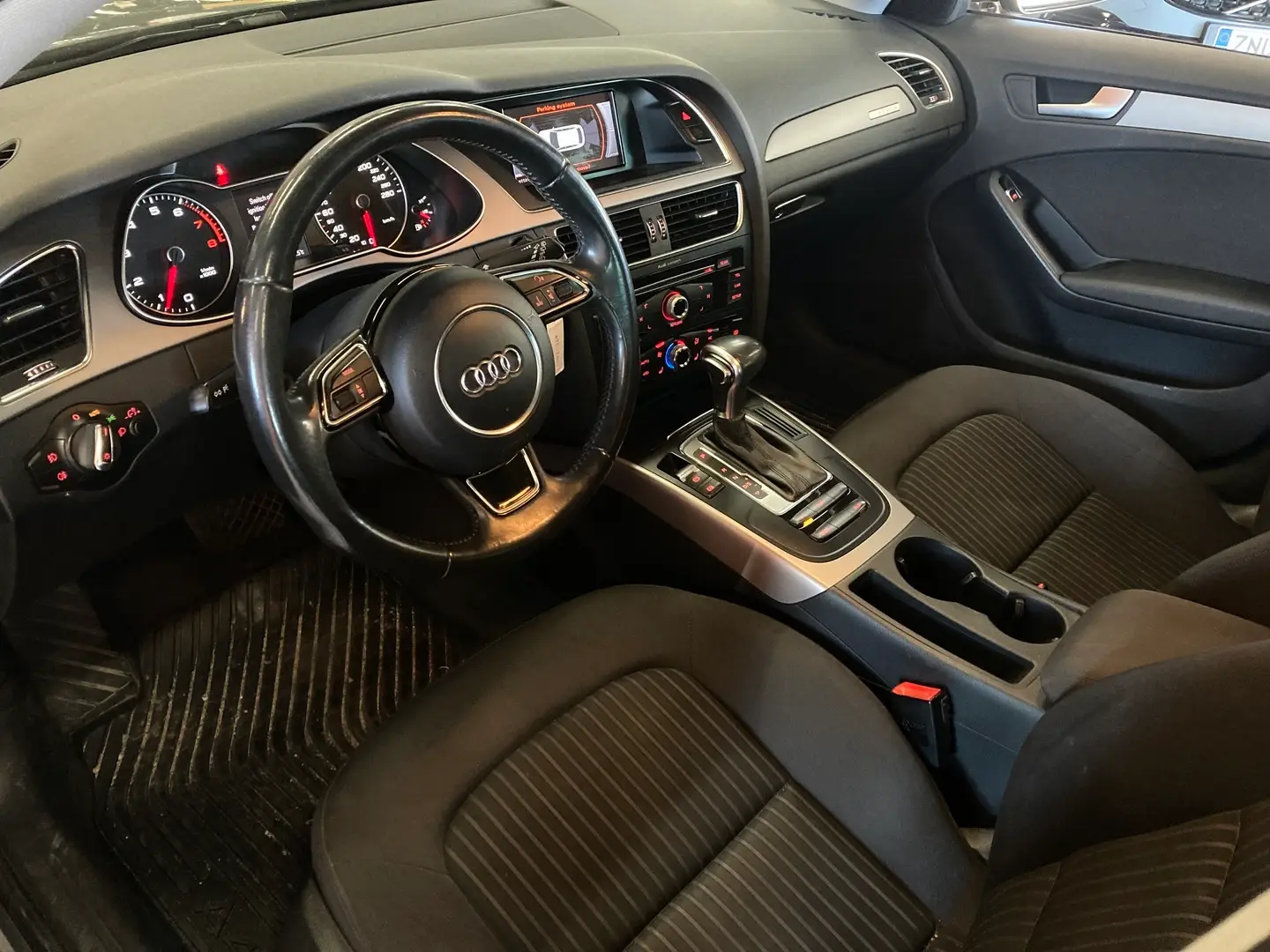 Car Image - 1L66KOP3y31RUiTT5dLeIj